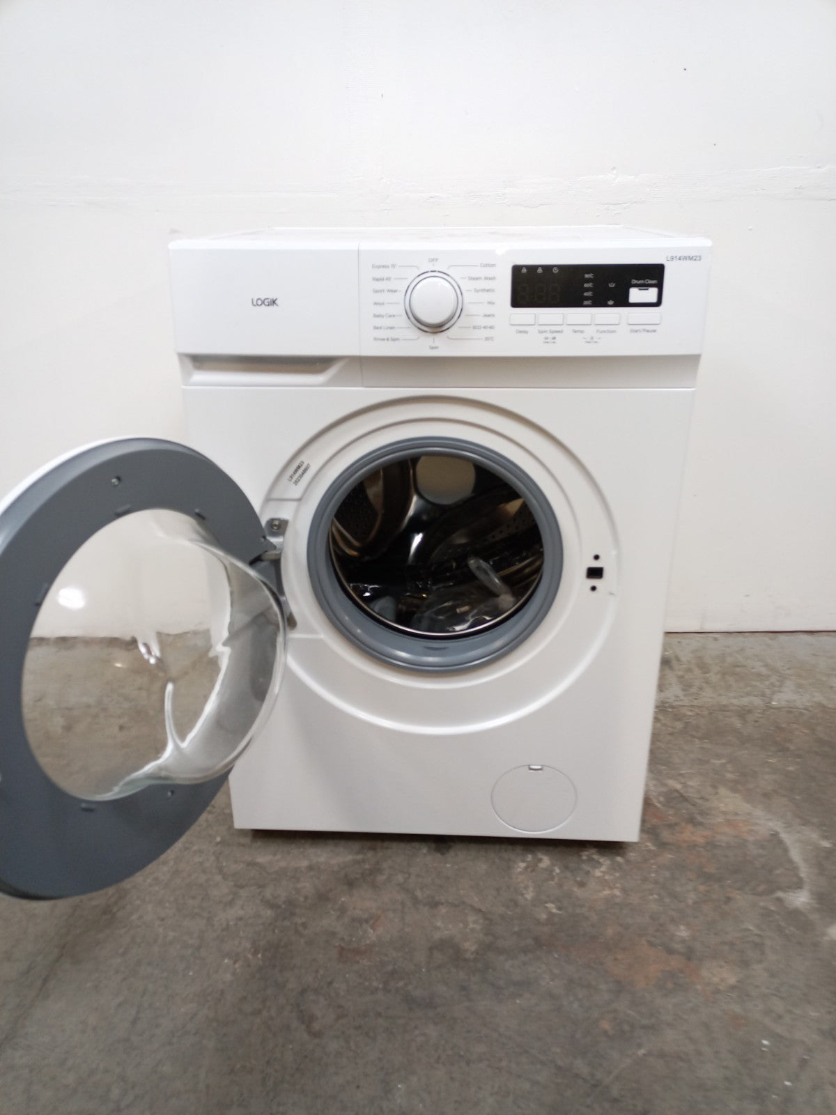 New Graded Logik L914WM23 9kg Washing Machine 1400 Spin RRP£299 C21