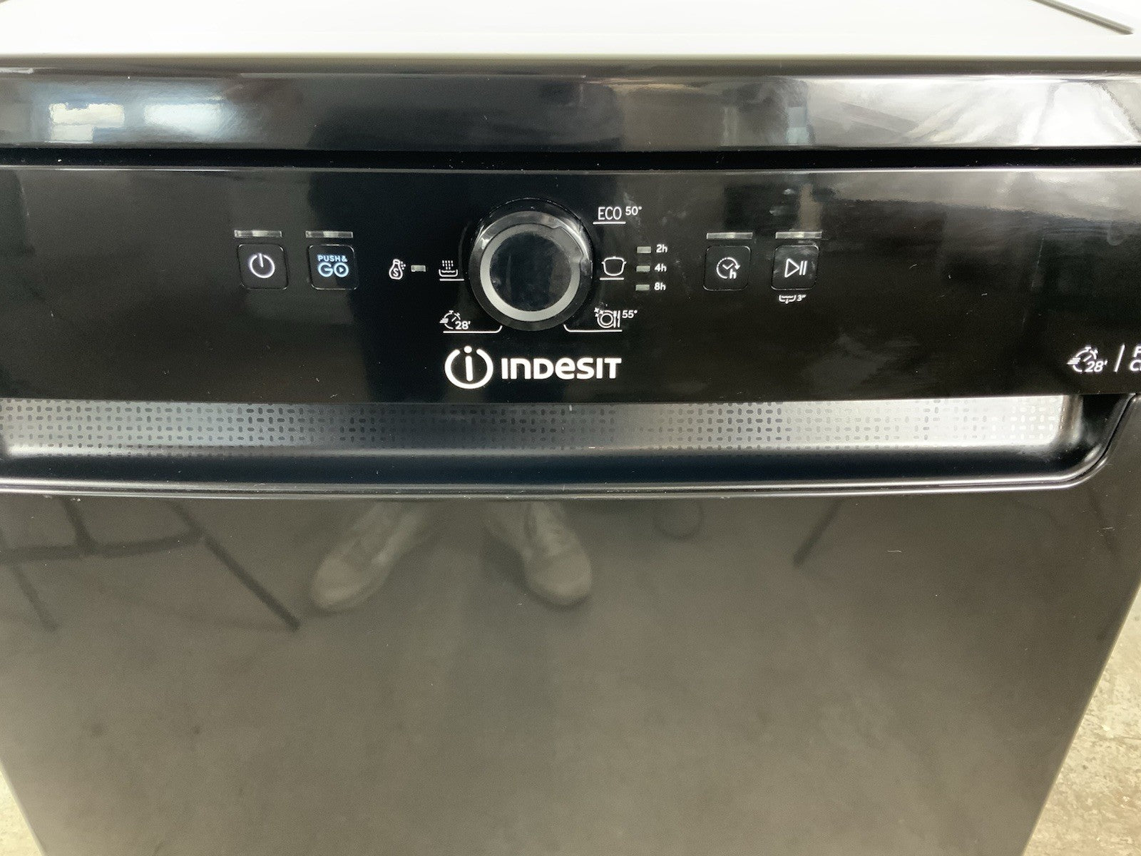 New Graded Black Indesit D2FHK26BUK  Full Size Dishwasher RRP£299 F43