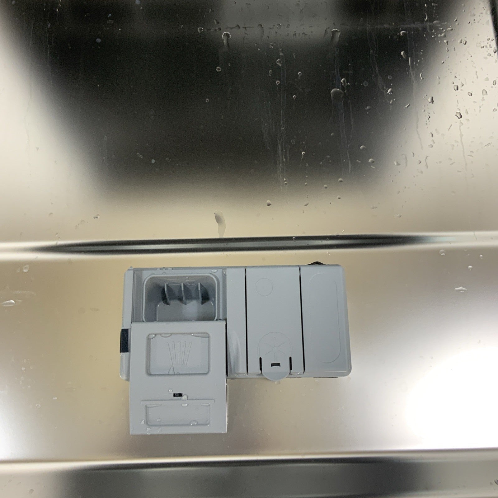 New Graded Hotpoint Full Size Integrated Dishwasher H21HKD525uk 14PLC Set  R3