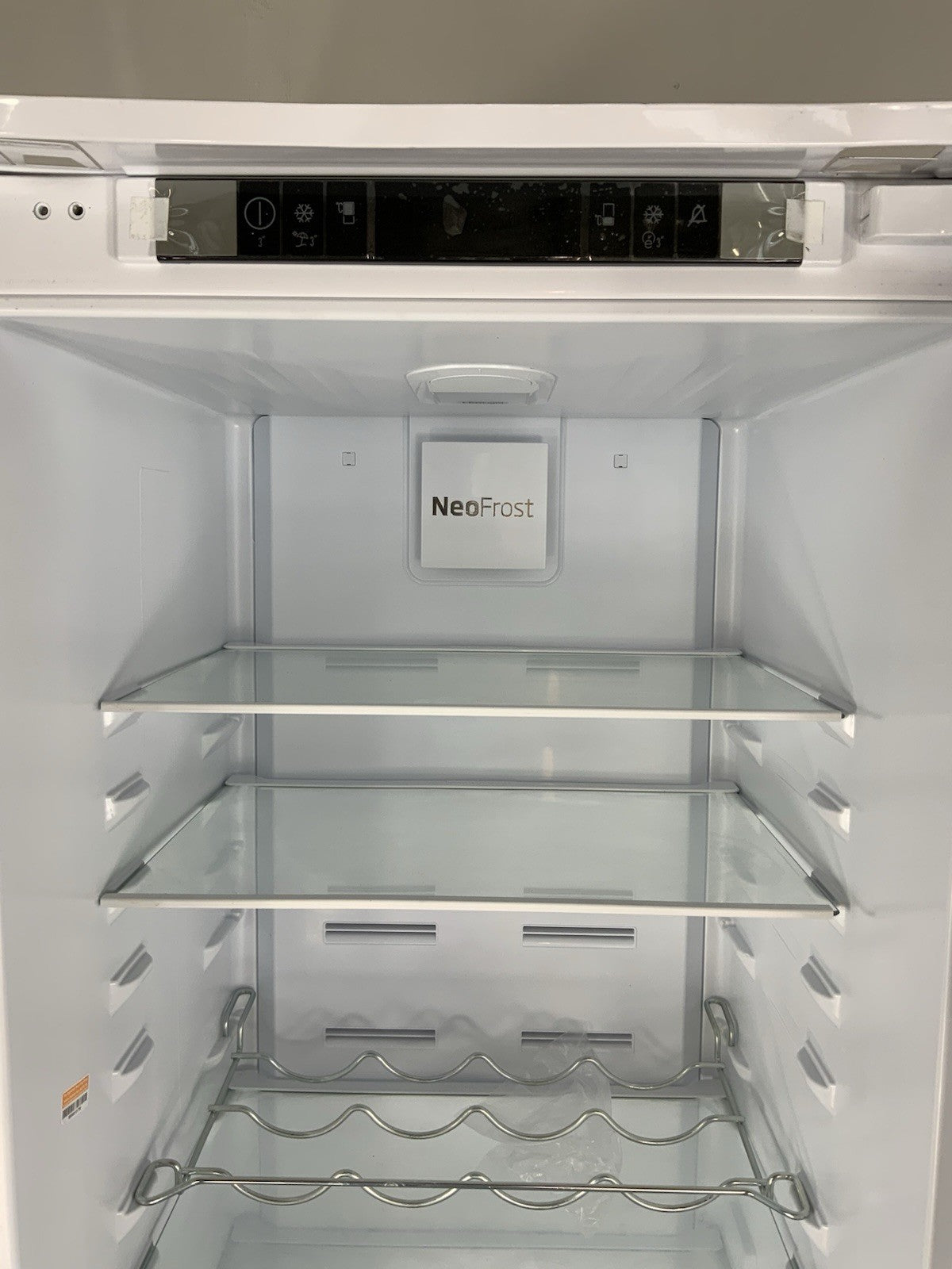New Graded Beko BCND4V973 193cm Integrated  70/30 Fridge Freezer RRP £679 F64