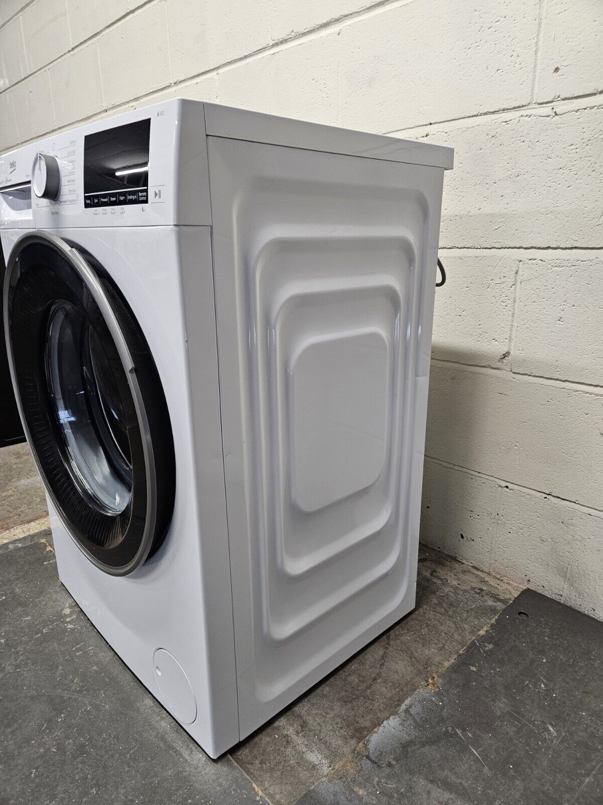 New Graded BEKO Pro IronFast B3W5841IW 8 kg 1400 Spin Washing Machine (CC4)