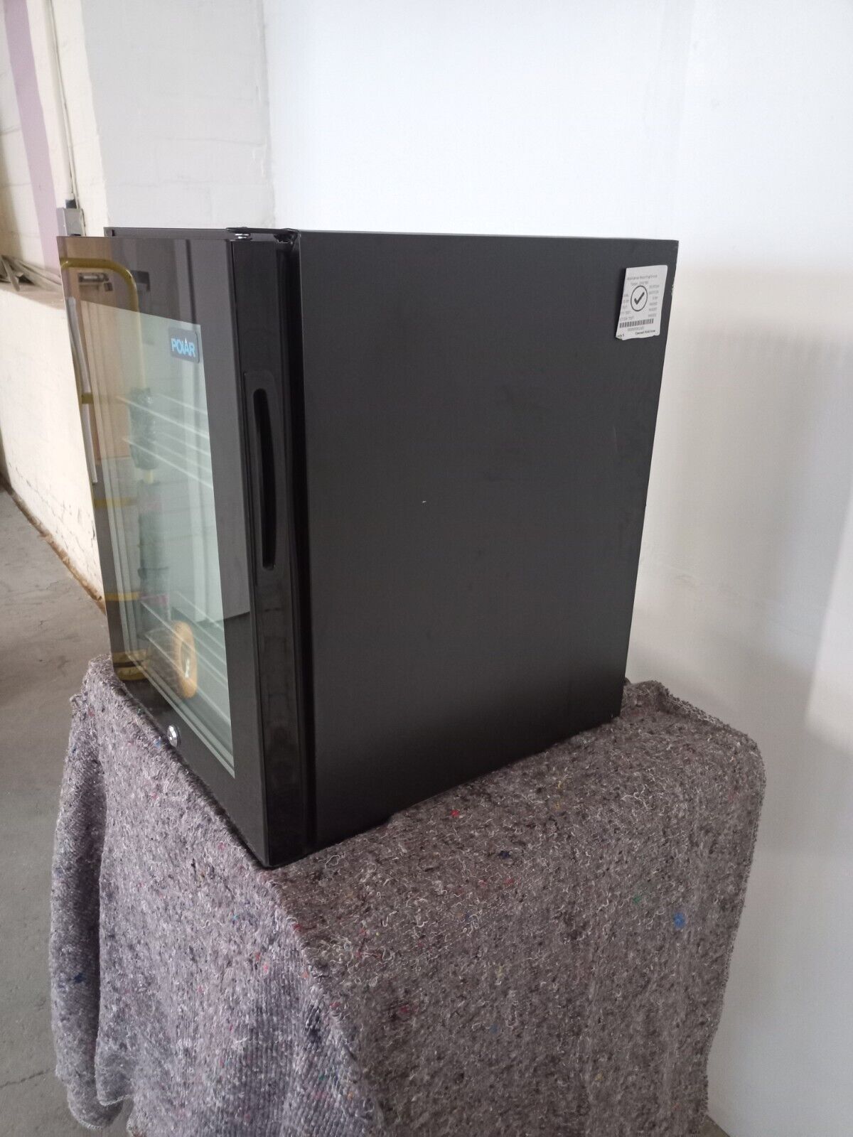 New Graded Black Polar GE819  Table Top  Bottle Drinks Display Fridge V12