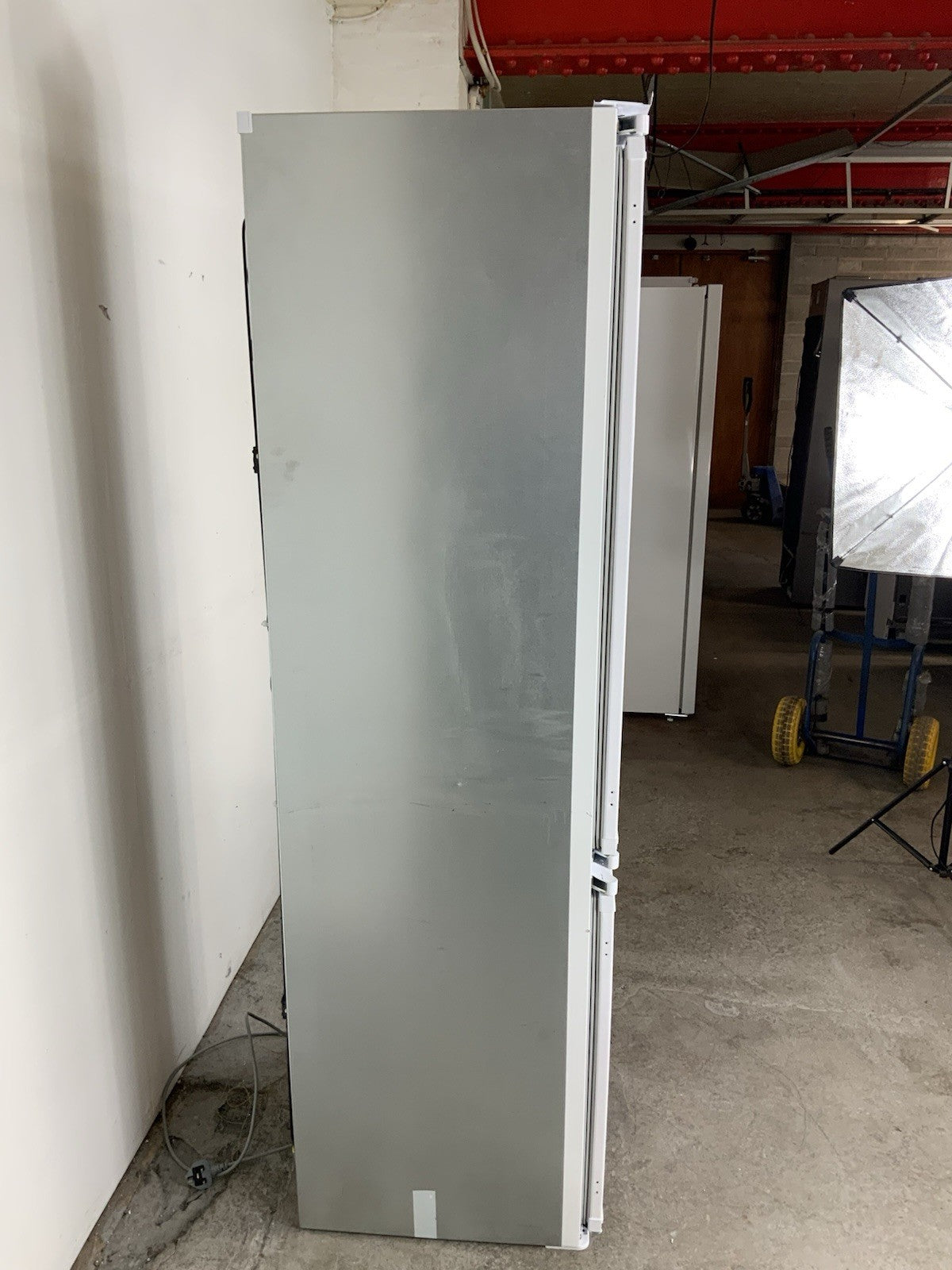 New Graded BEKO BCFD473 Integrated  70/30 Fridge Freezer RRP £549! UK Del F57