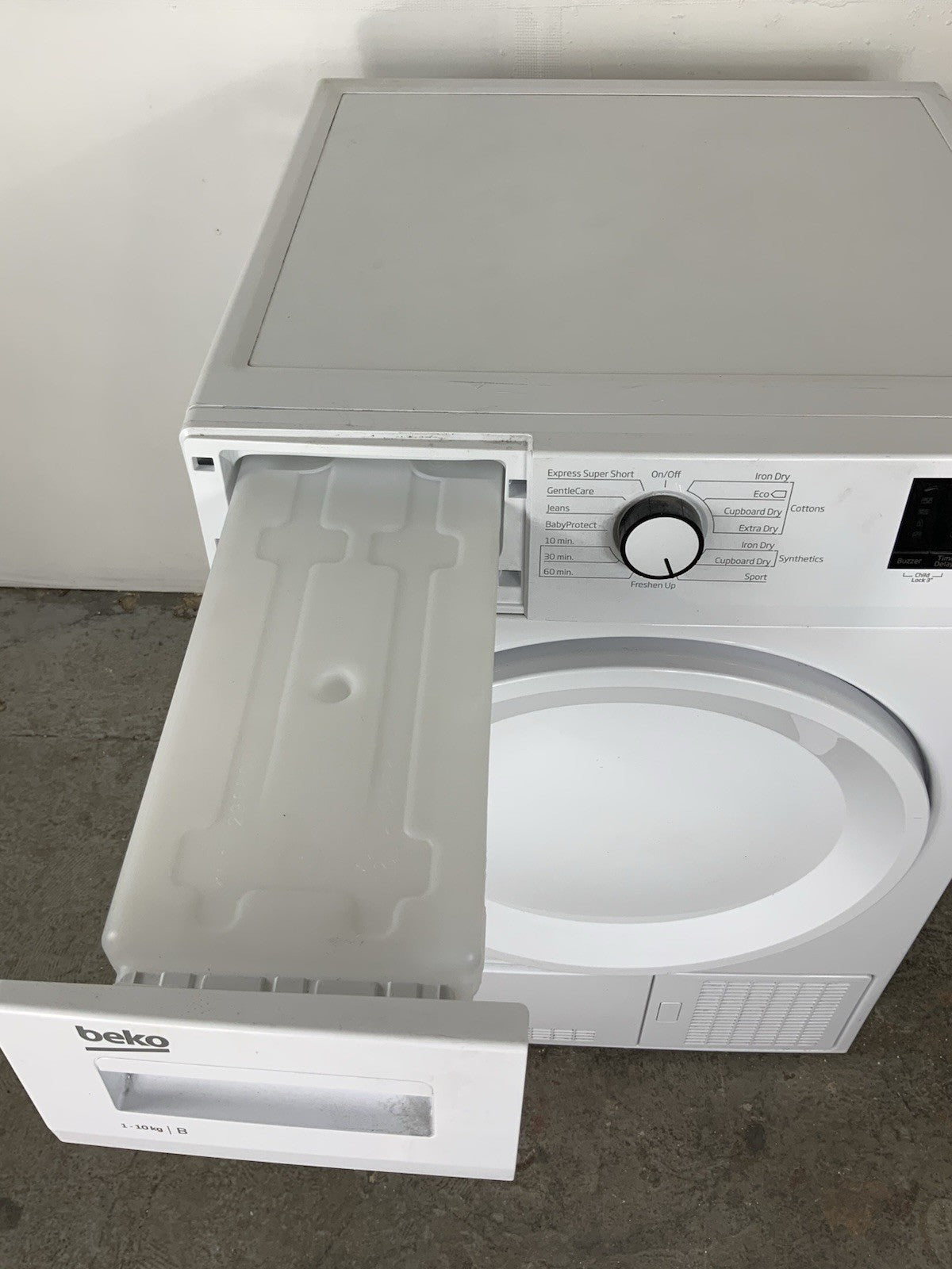 New Graded Beko DTBC10001W 10kg Condenser Tumble Dryer RRP£349 F72