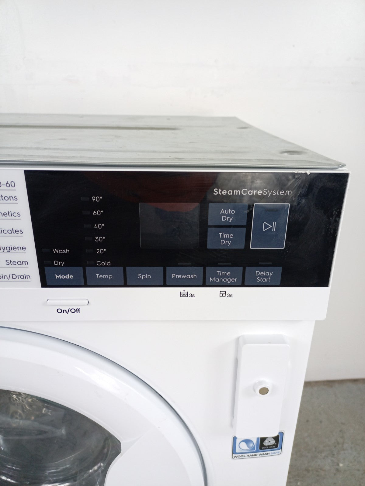 New Graded Electrolux EWD746PCBI  Integrated 7/4kg Washer Dryer RRP£849 E37