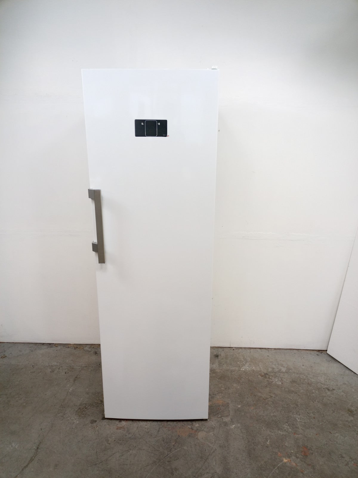 New Graded  Beko SND568VP Tall Larder FrIdge RRP £579! -N53