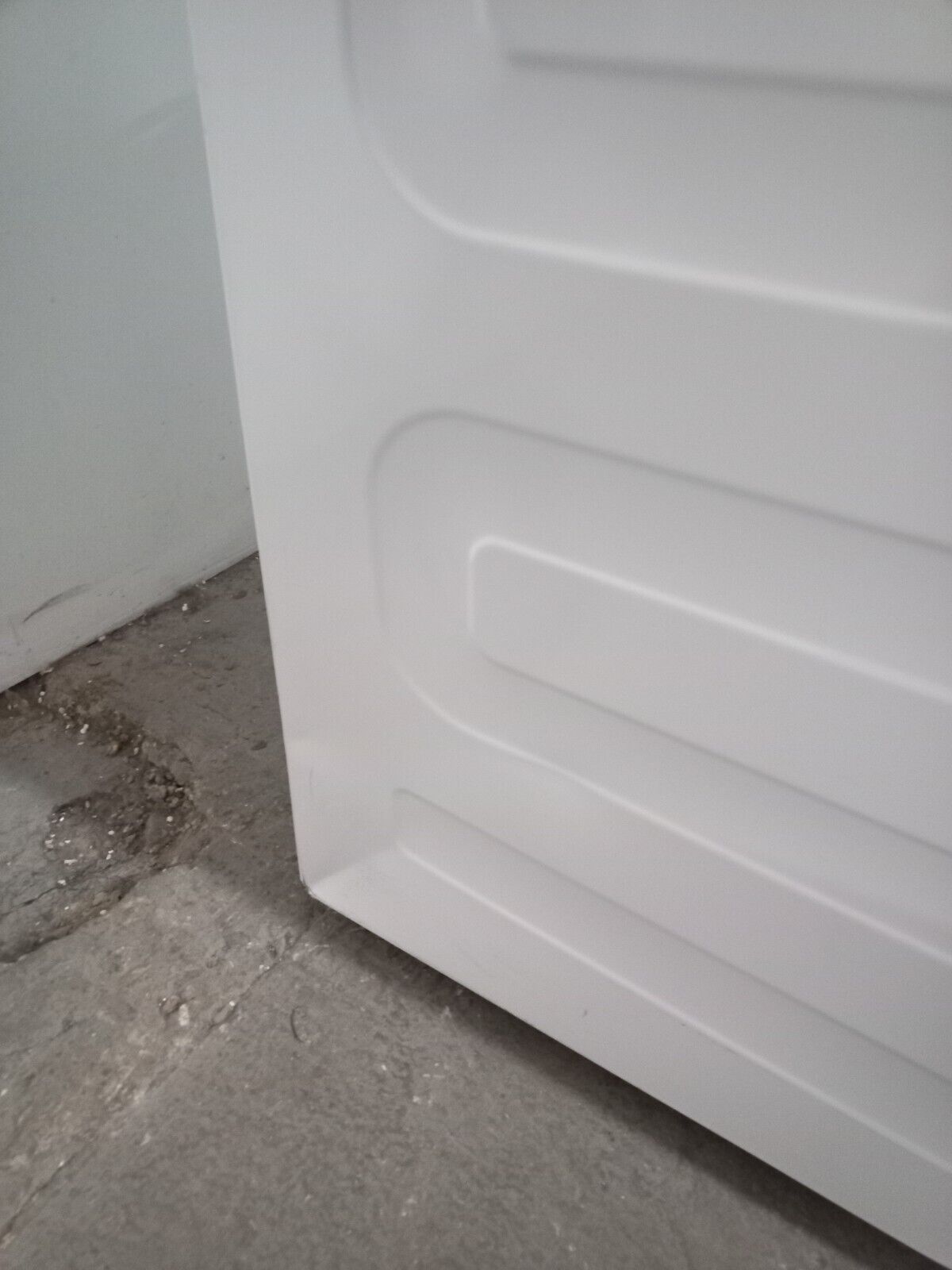 New Graded Zenith ZDVS700W  7Kg Vented Dryer RRP £259 N15