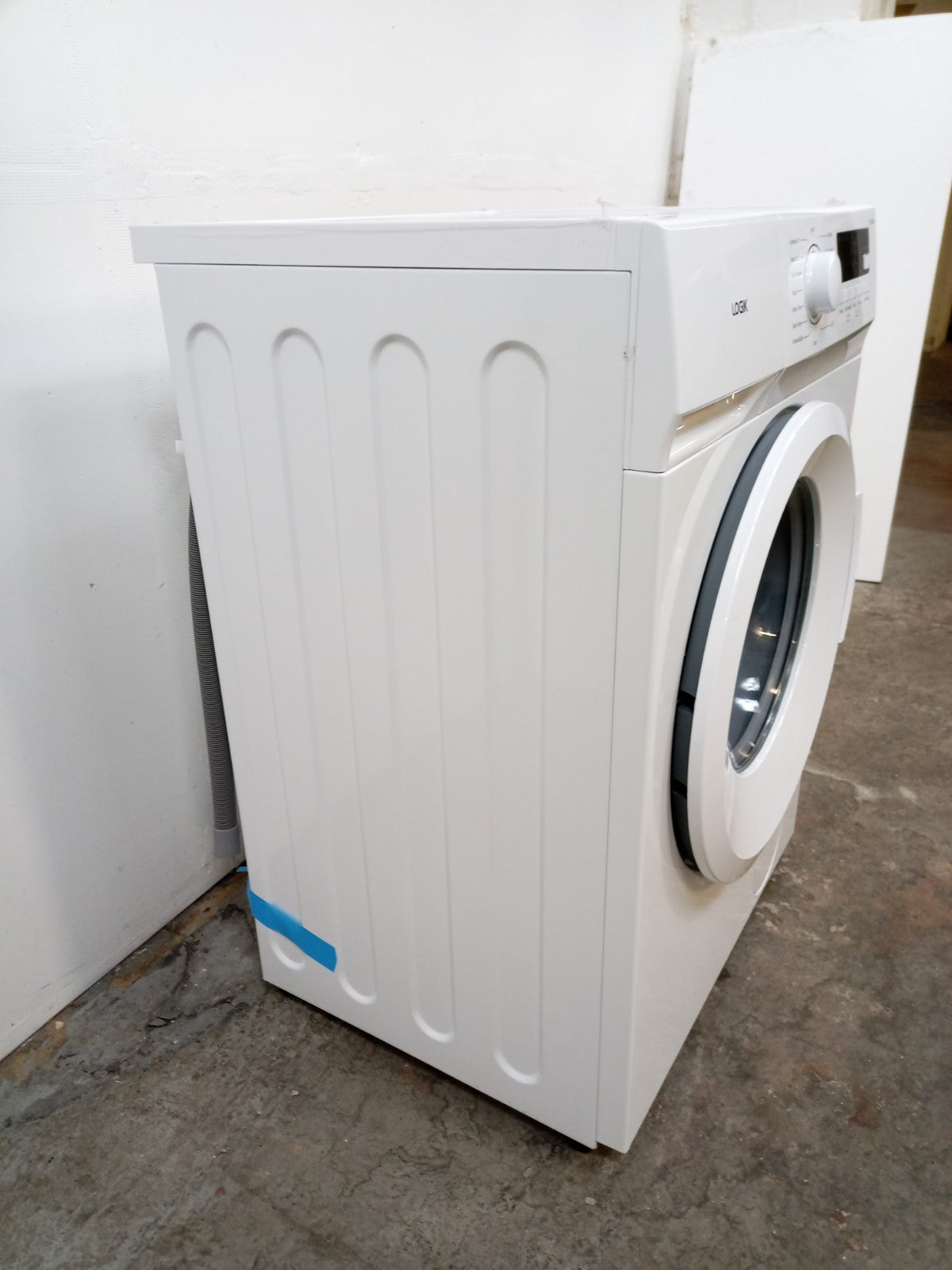 New Graded Logik L914WM23 9kg Washing Machine 1400 Spin RRP£299 C21