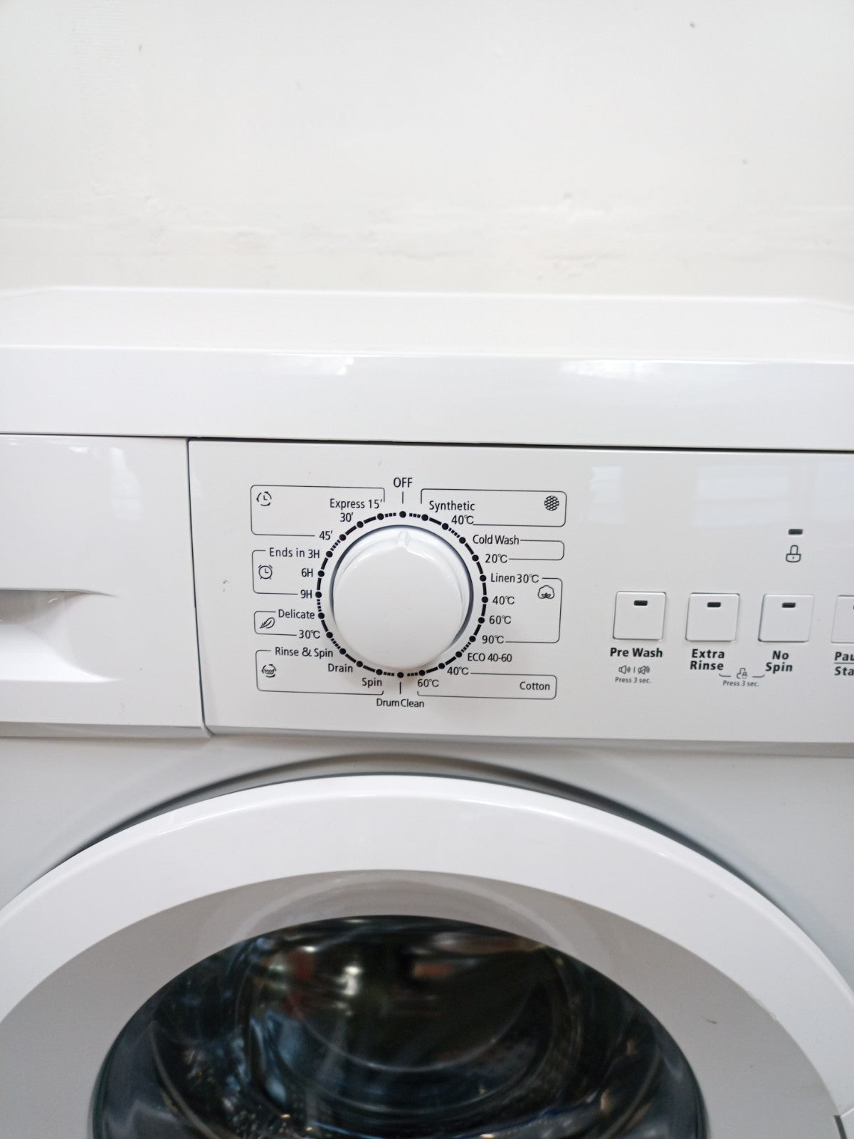 New Graded Logik L612WM23 6kg Washing Machine 1200 Spin RRP£239 C4