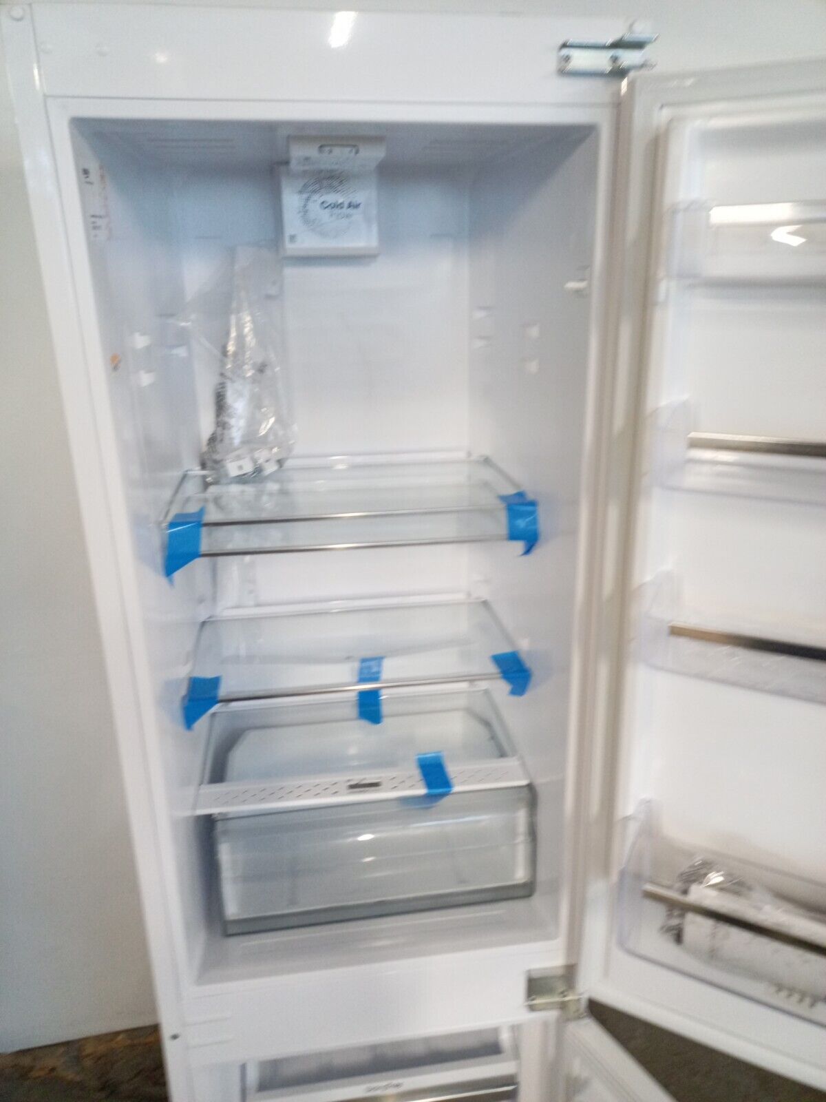 New Graded Bush BIE7030FF Integrated 70/30 Fridge Freezer RRP£399- White G4