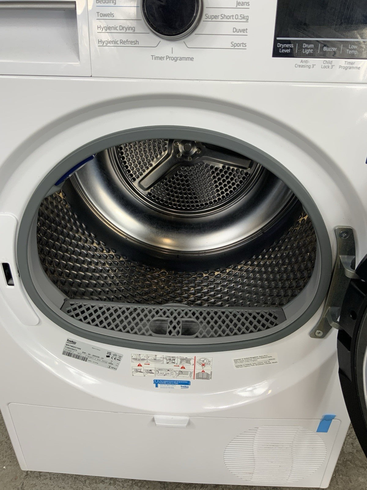 New Graded BEKO Pro Ironfinish B5T48231IW 8 kg Heat Pump Tumble Dryer -White F15