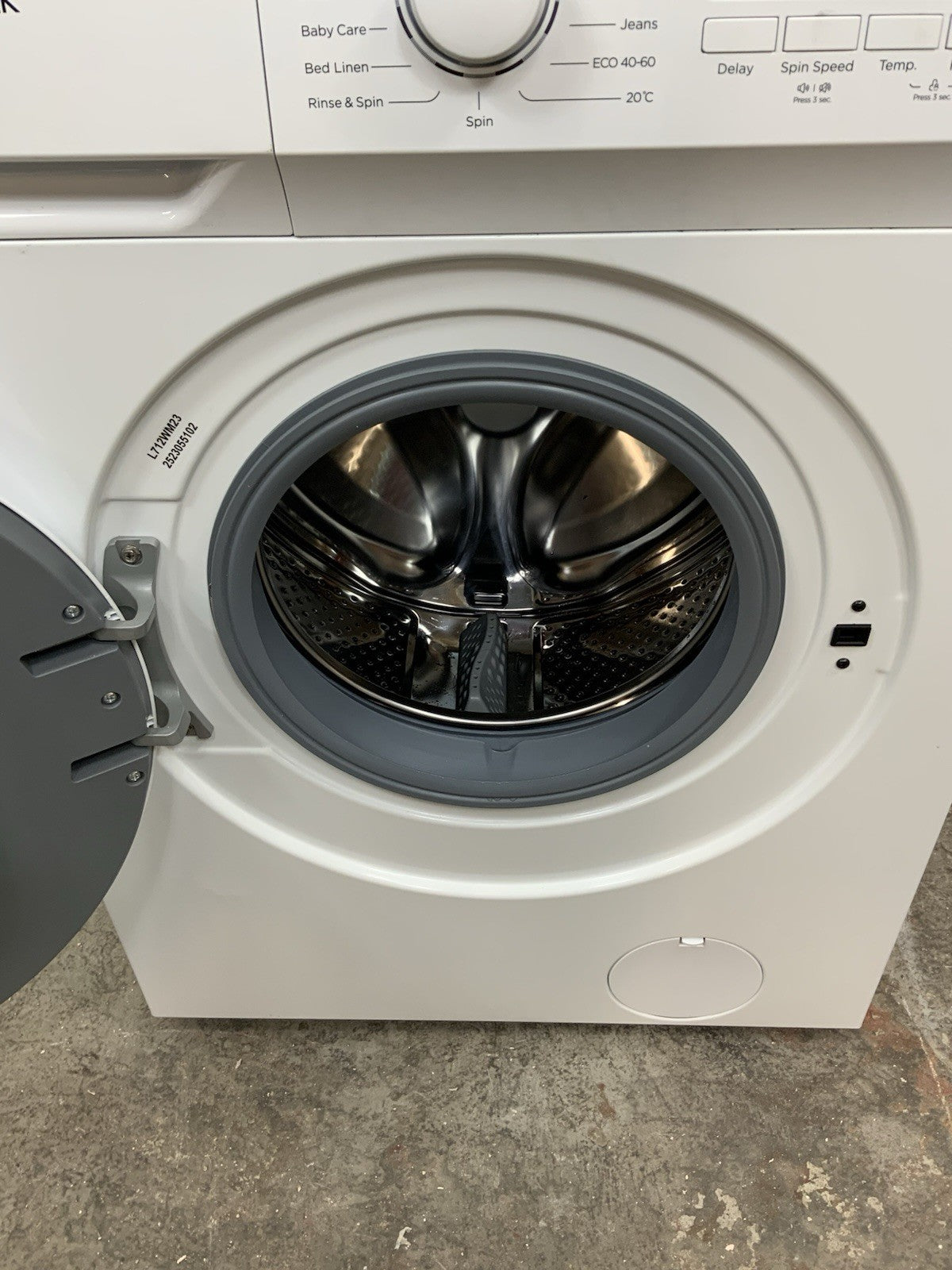 New Graded LOGIK L712WM23 7 kg 1200 Spin Washing Machine - White RRP£239 R63