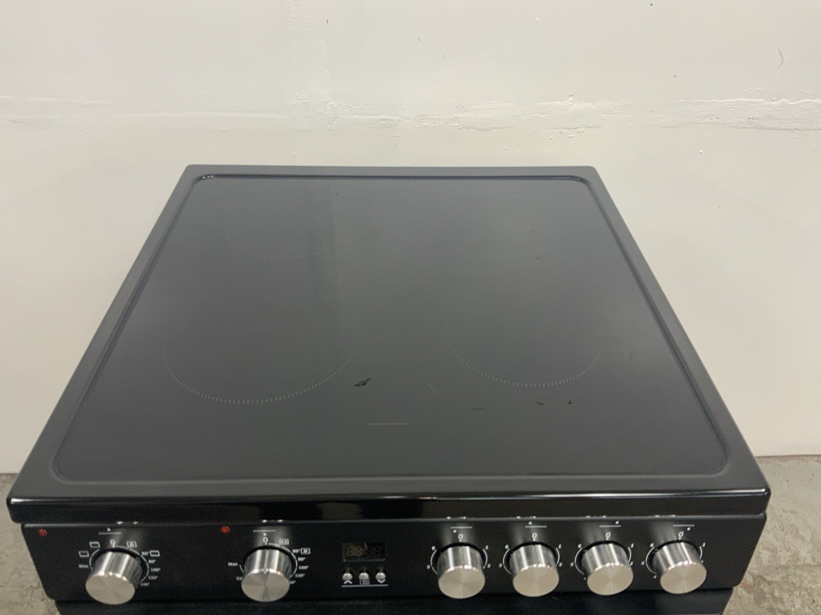 New Graded Hisense HDE3211BBUK Double Oven Electric Cooker with Ceramic Hob  K48