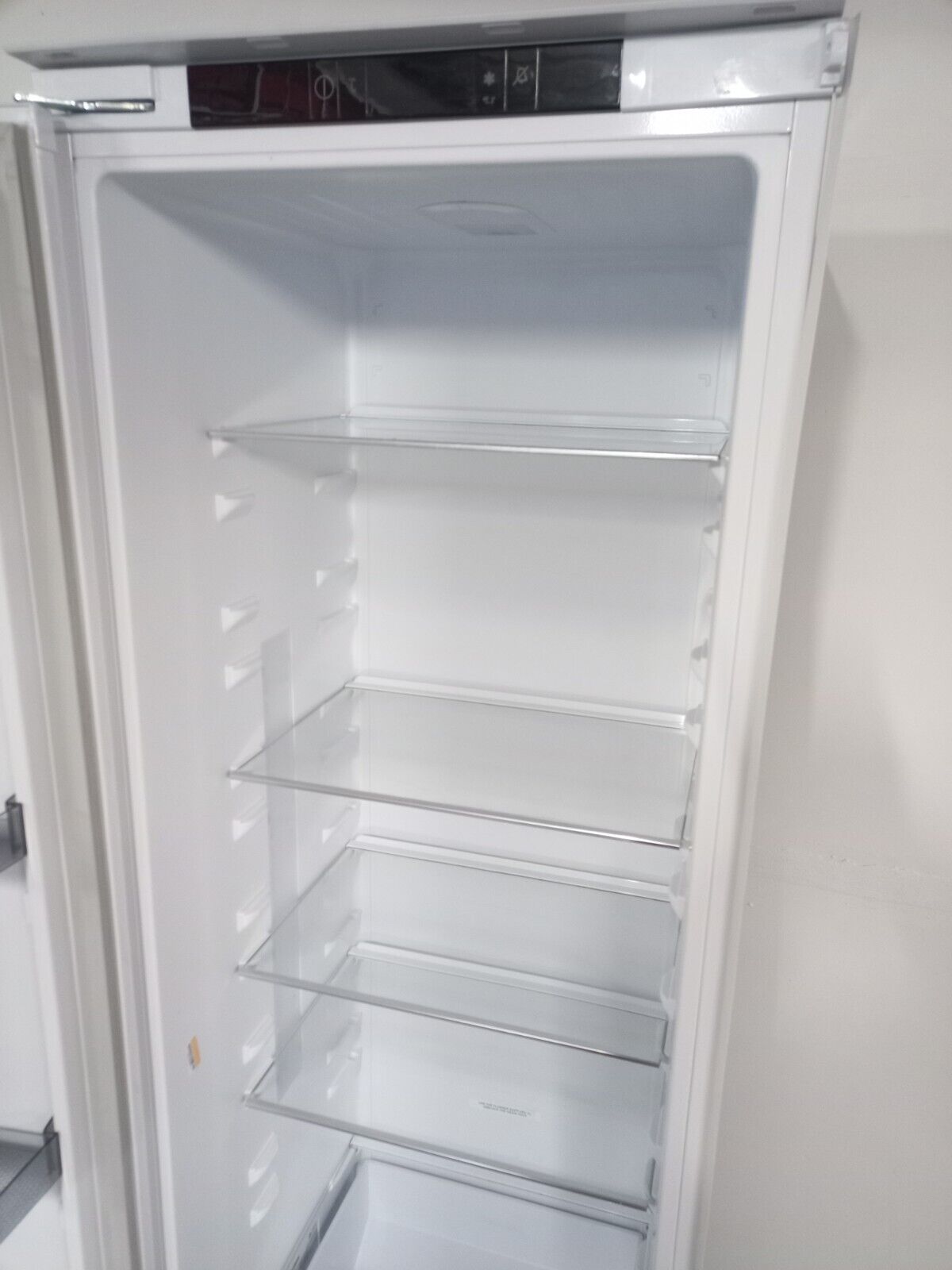 New Graded Beko Blomberg SST3455I   Integrated Tall Larder Fridge RRP£579 D2