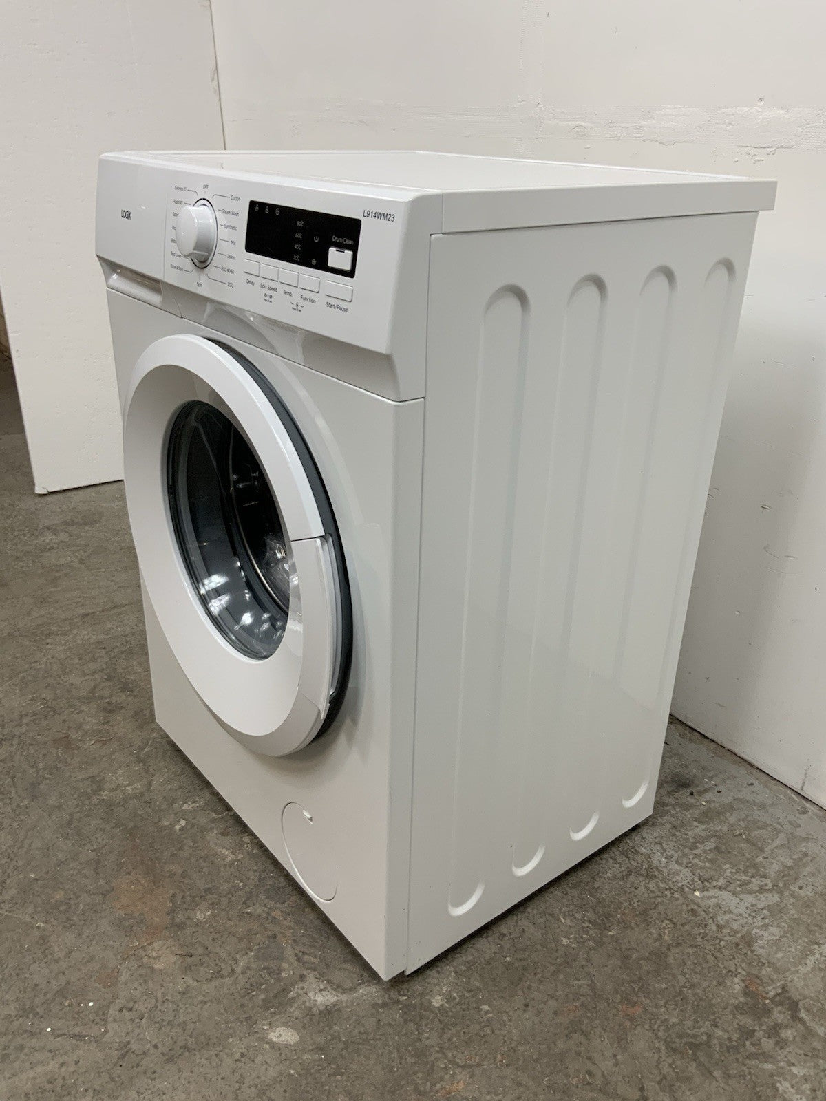 New Graded Logik L914WM23 9kg Washing Machine 1400 Spin RRP£299 R54