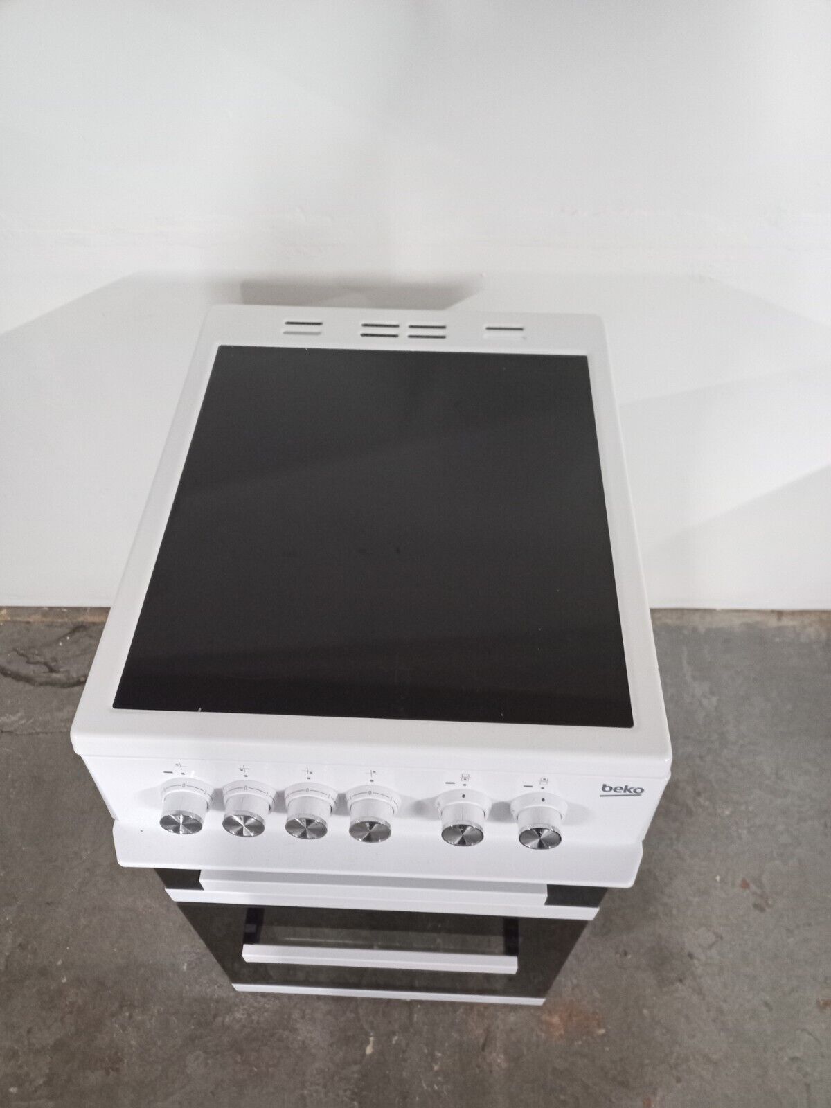 New Graded Beko KDVC563AW  50 cm Electric Ceramic Cooker - RRP£399 L5