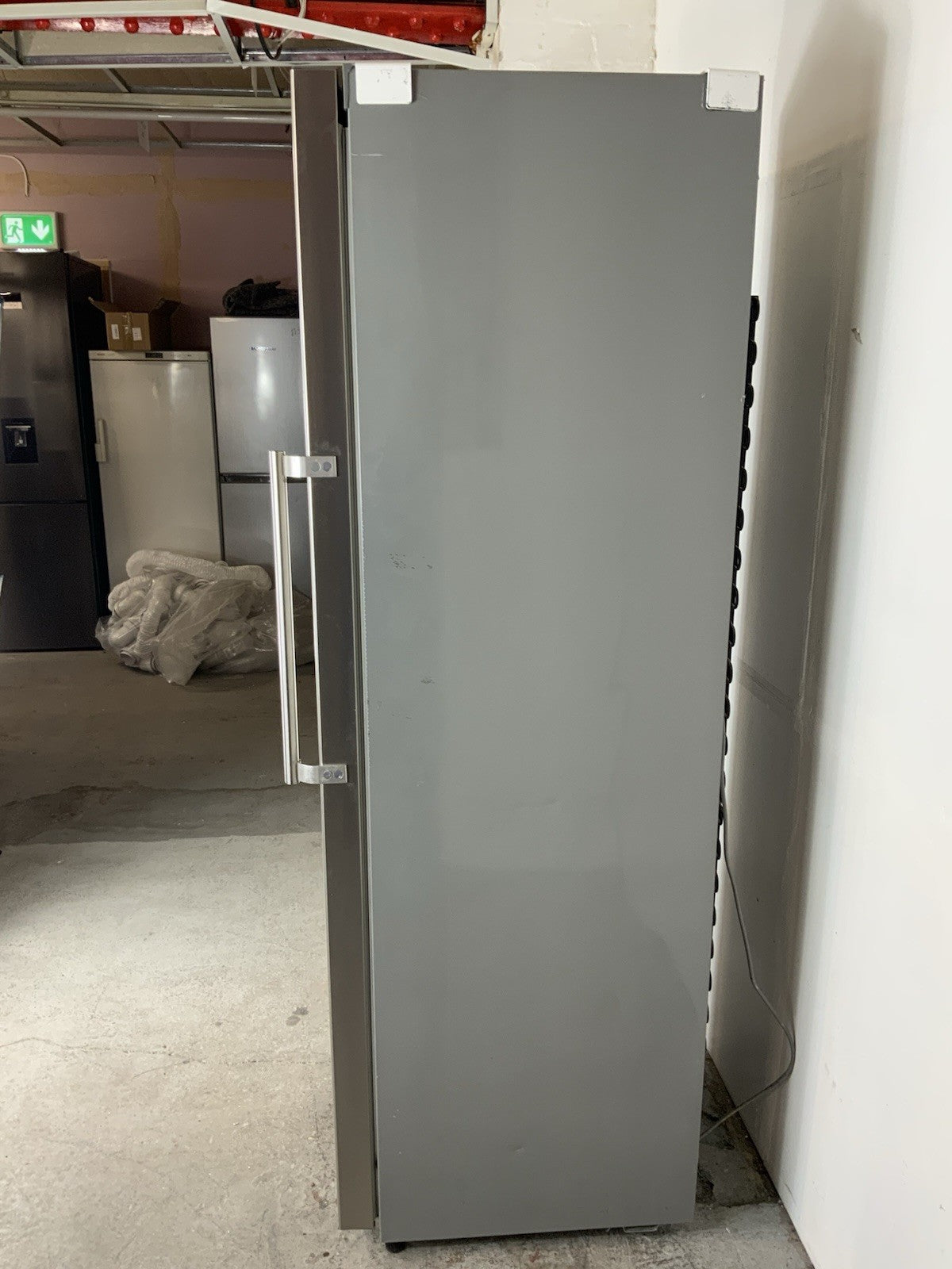 Used CDA FF880SC 60cm Wide Frost Free Freestanding Upright Freezer F60