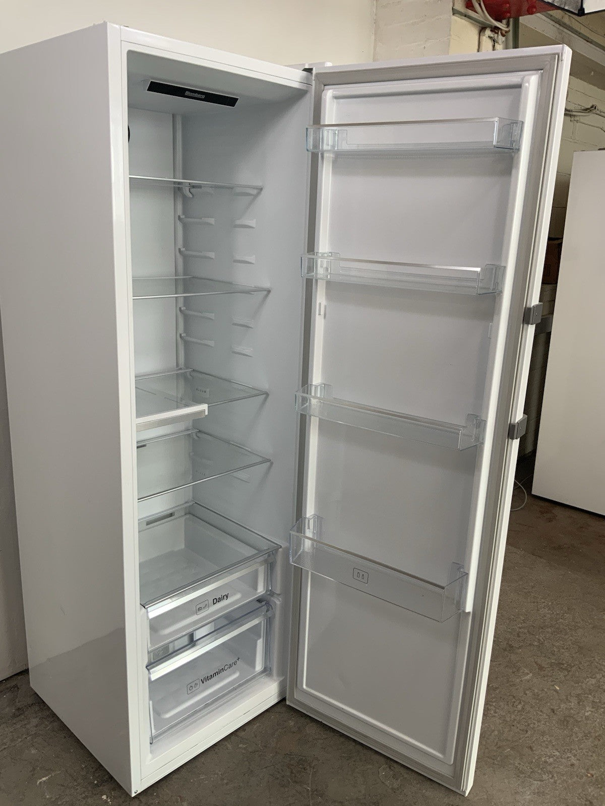 New Graded  Beko SND568VP Tall Larder FrIdge RRP £579! -K63