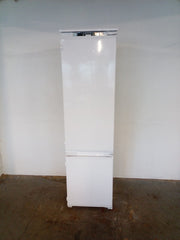 New Graded BEKO BCND4V973 193cm Integrated  70/30 Fridge Freezer RRP £719! T15