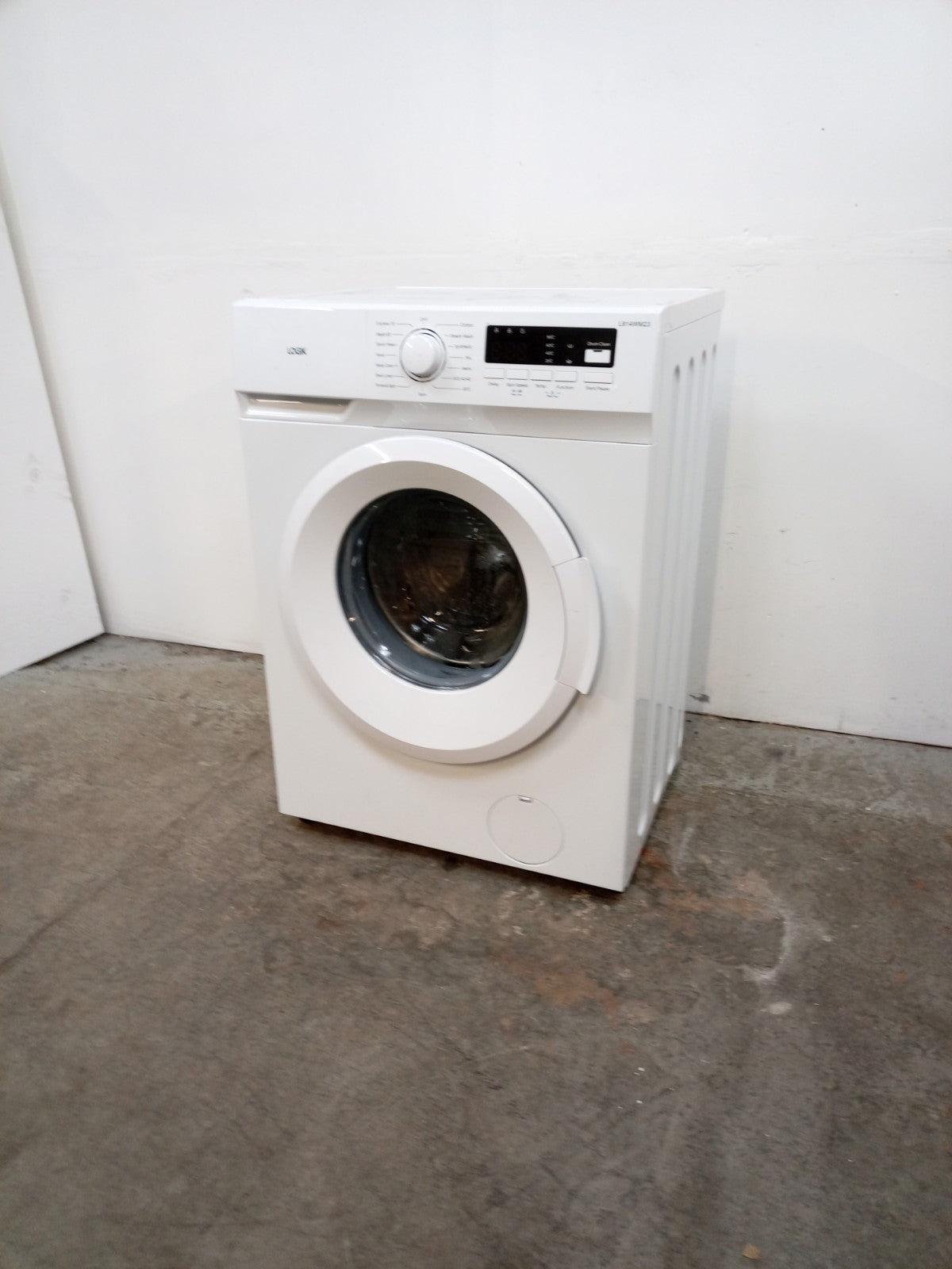 New Graded Logik L914WM23 9kg Washing Machine 1400 Spin RRP£299 C21