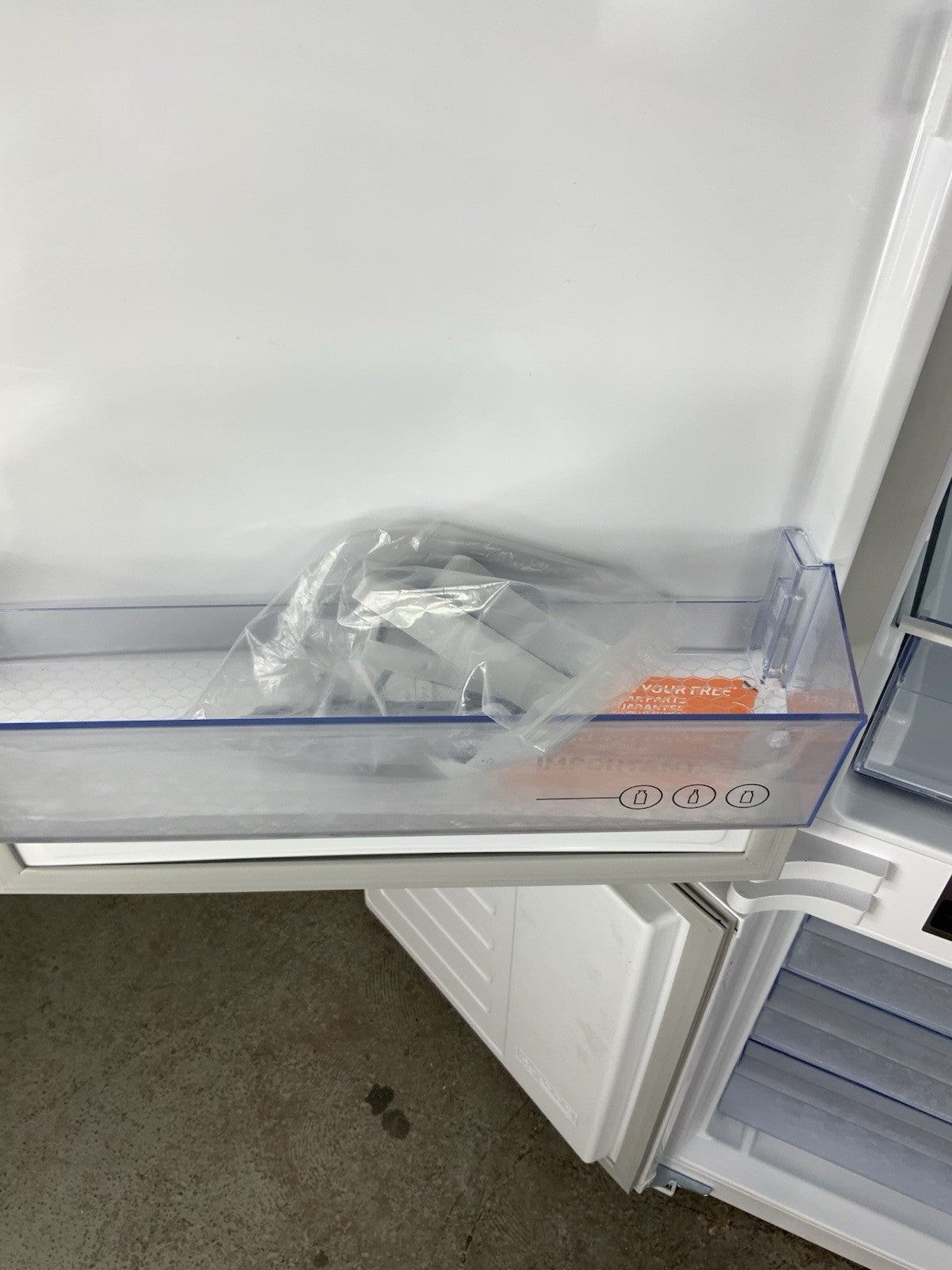 New Graded BEKO BCFD473 Integrated  70/30 Fridge Freezer RRP £549! UK Del F57