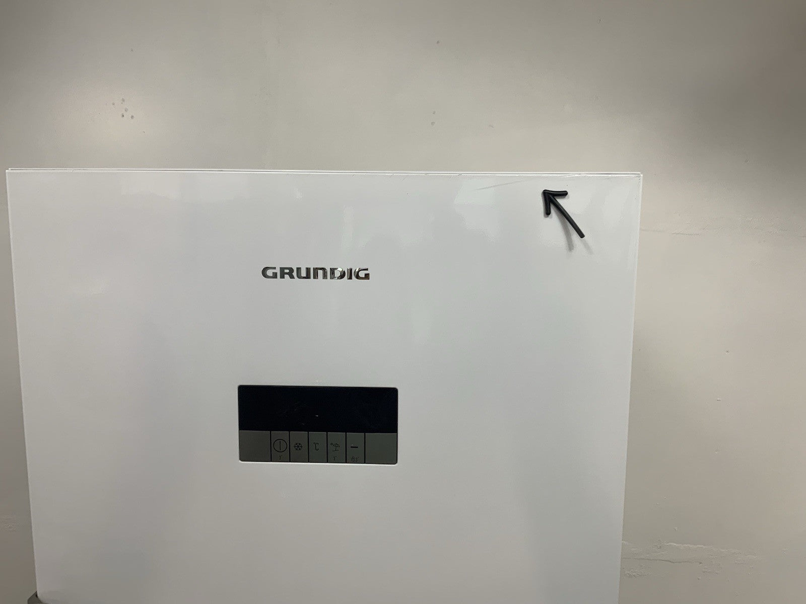 New Graded  GRUNDIG GSN30710DW Tall Fridge - White RRP £649! -K55