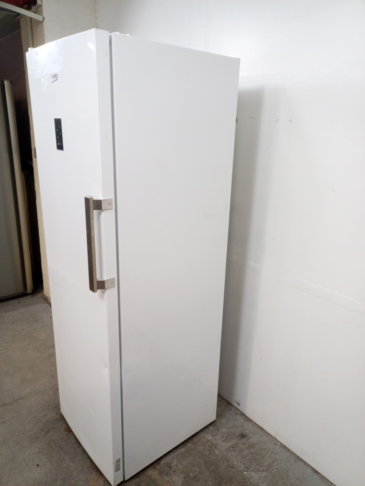 New Graded Beko FNP4686W Frost Free Freezer Suit Outbuildings--RRP £579 H19