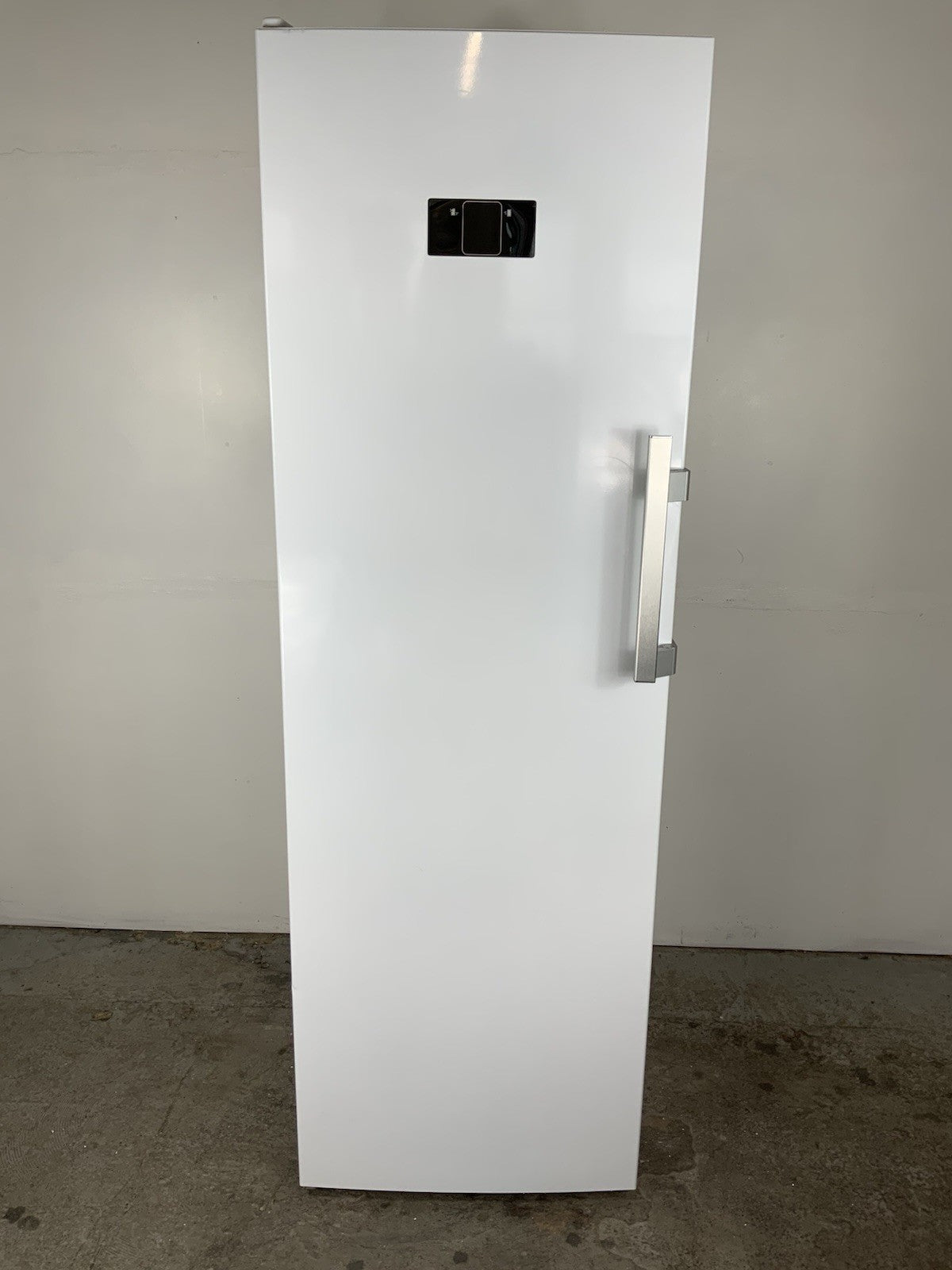 New Graded  Beko SND568VP Tall Larder FrIdge RRP £579! -F67