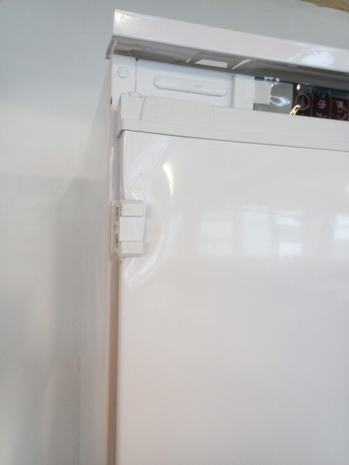 New Graded BEKO BCND4V973 193cm Integrated  70/30 Fridge Freezer RRP £719! T15