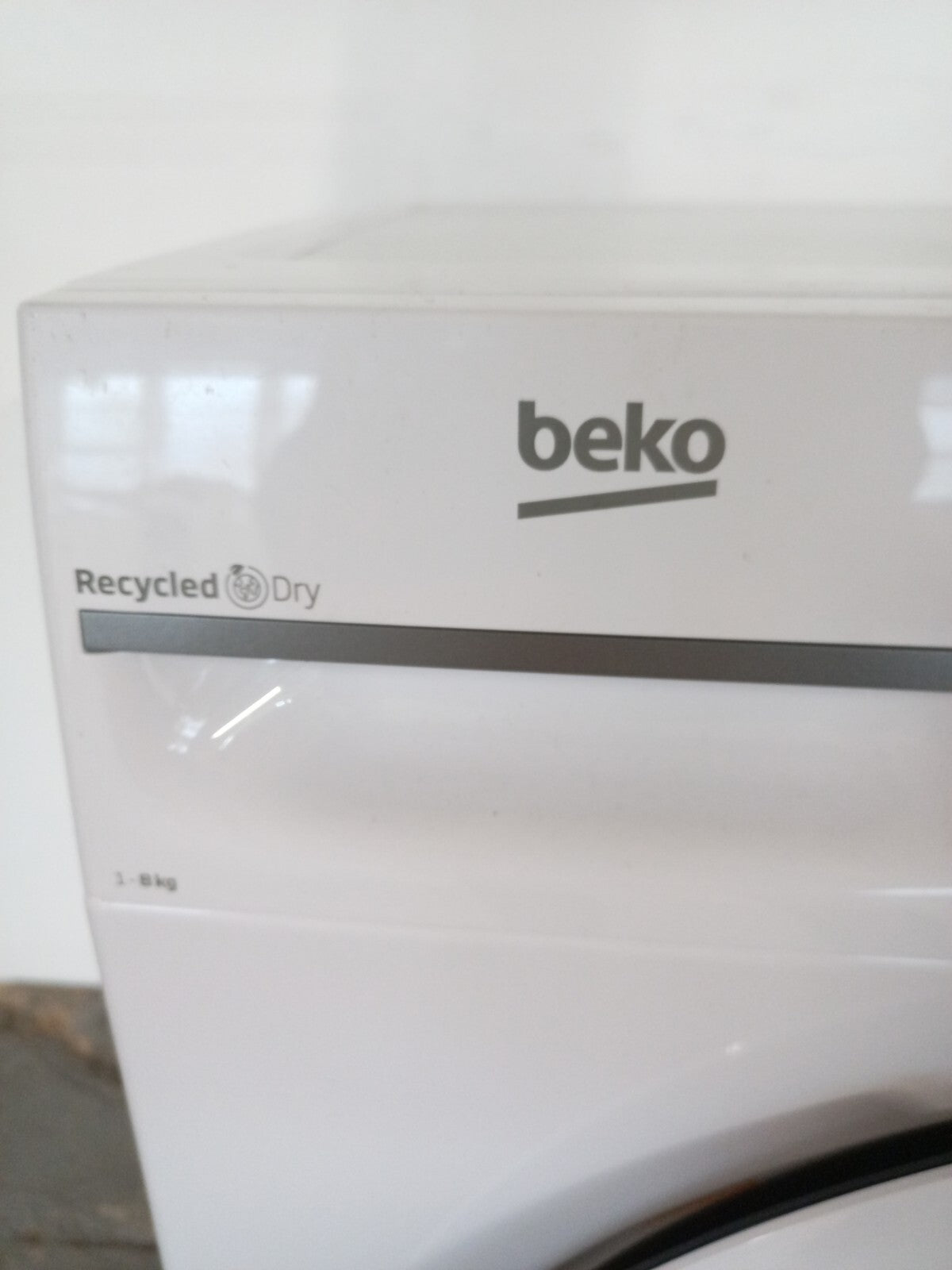New Graded  Beko BM3T3823W 8kg Heat Pump Tumble Dryer RRP £449 D17