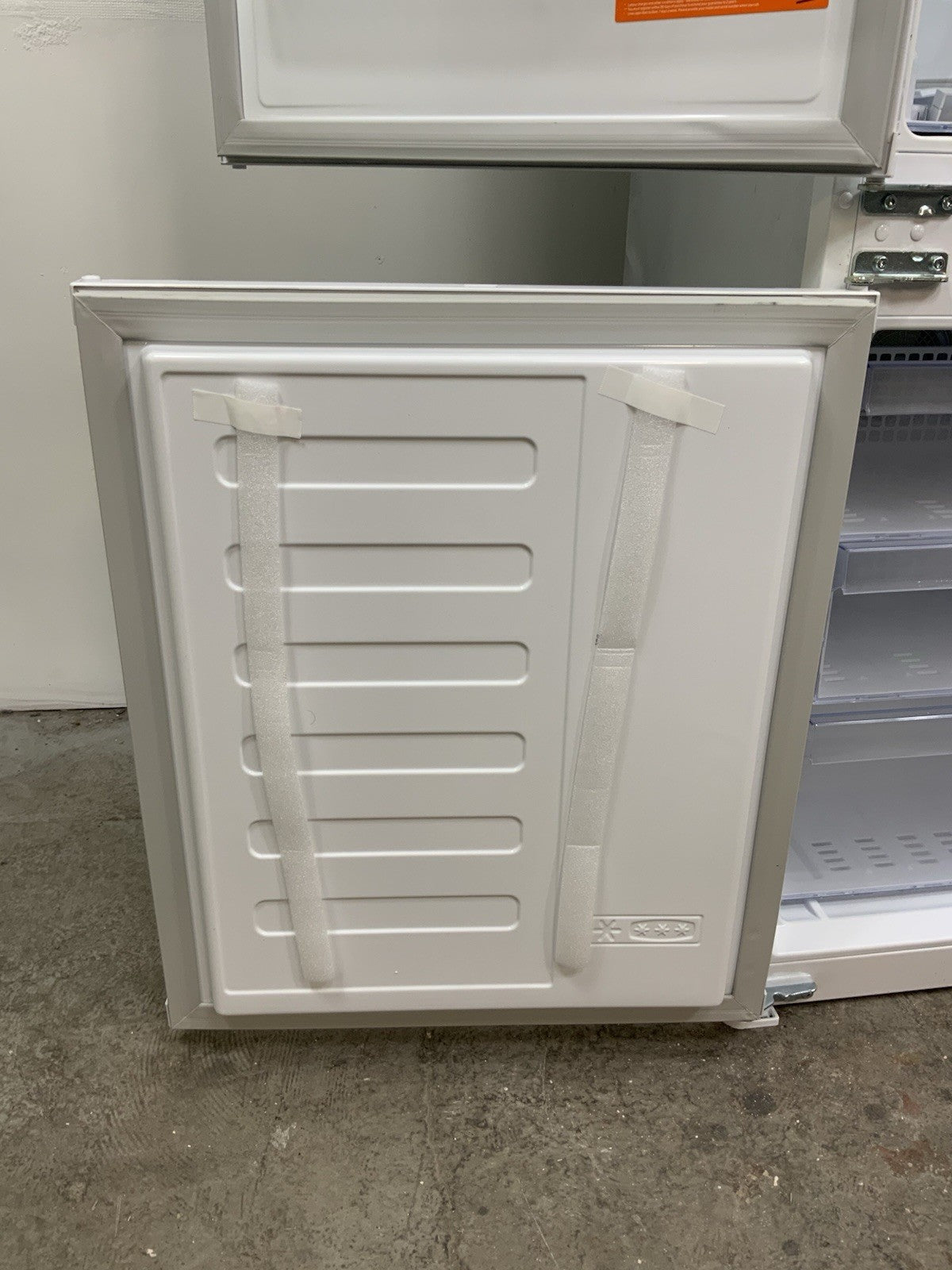 New Graded Beko BCFD4V73 Integrated  70/30 Fridge Freezer RRP £529 R11