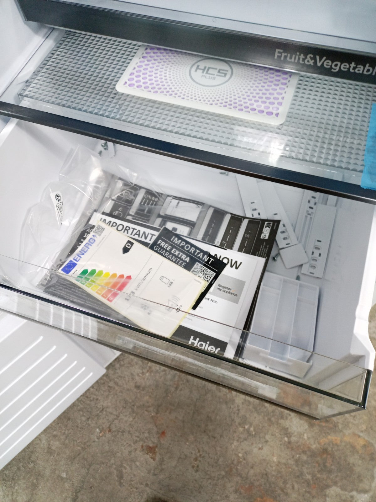 New Graded Haier HBW5518DK-1  70/30 Integrated Fridge Freezer RRP£799 Y1