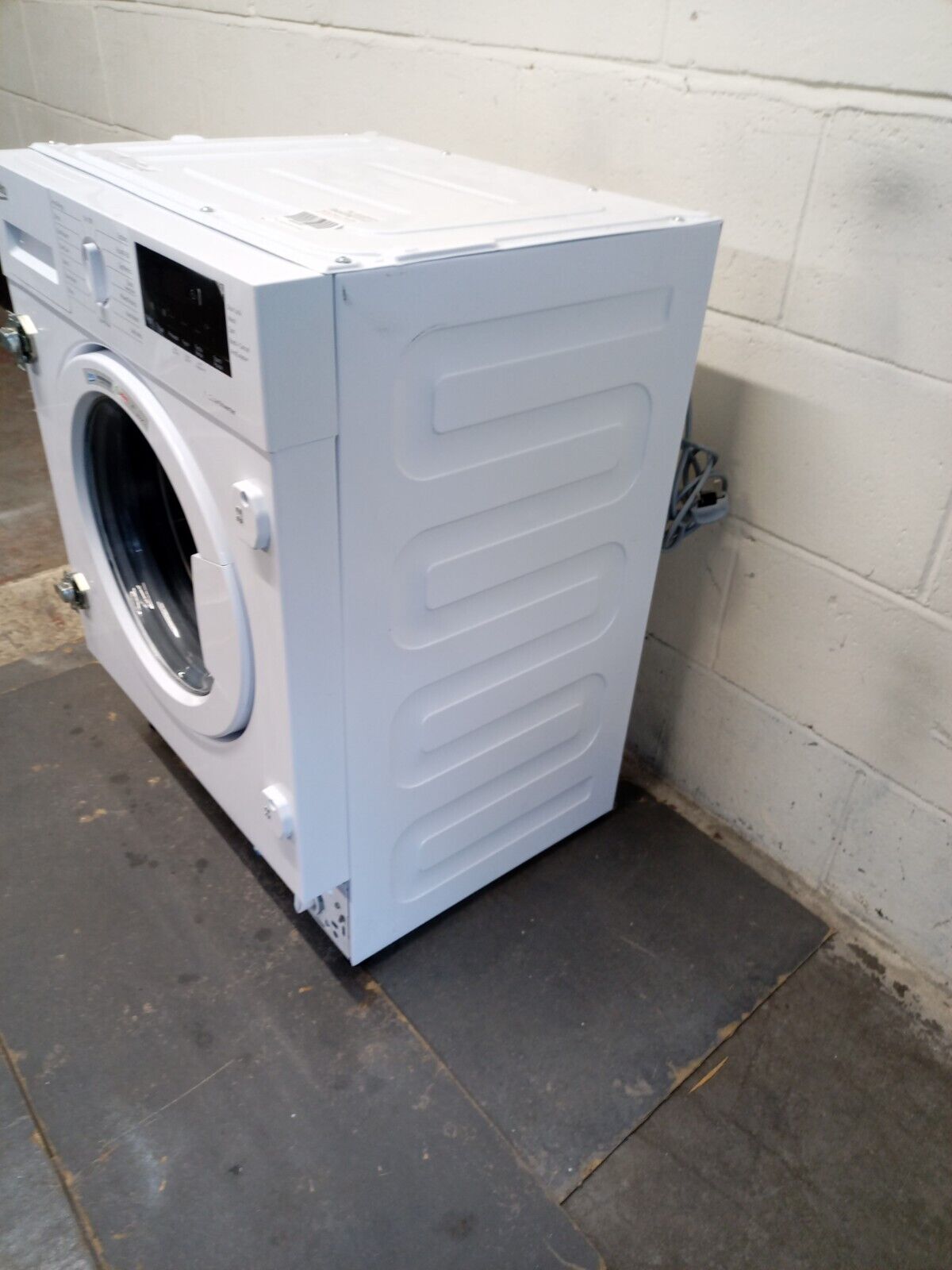 New Graded Beko WTIK7211 Integrated 7 kg 1200 Spin Washing Machine J2