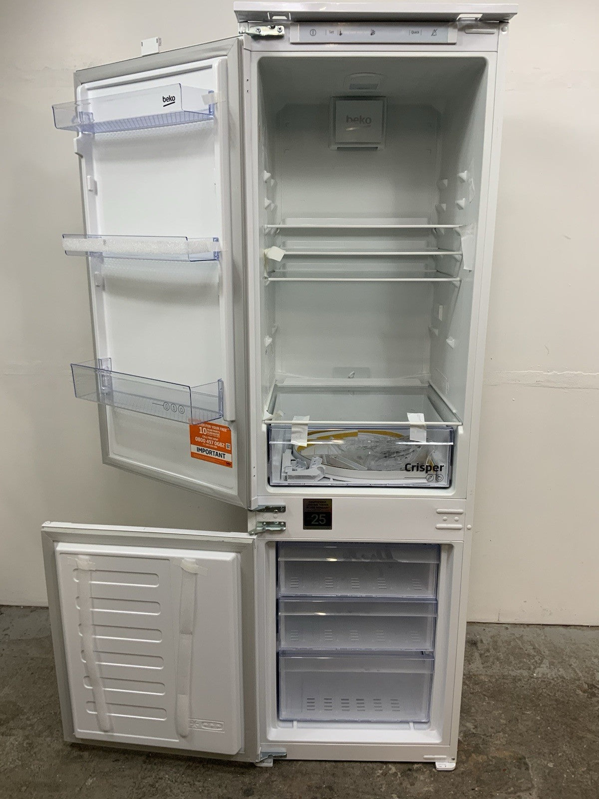 New Graded Beko BCFD4V73 Integrated  70/30 Fridge Freezer RRP £529 R11