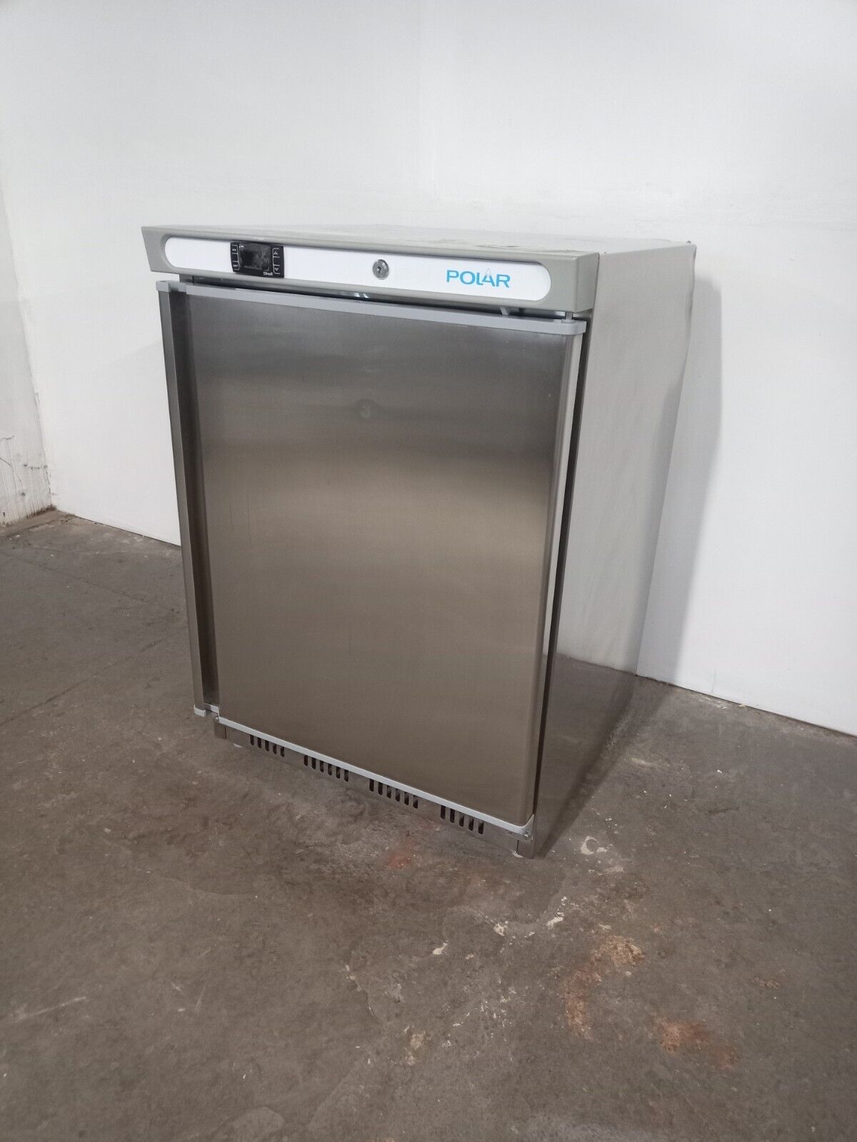New Graded Polar CD080-02 150 ltr Commercial Fridge RRP£499 X62