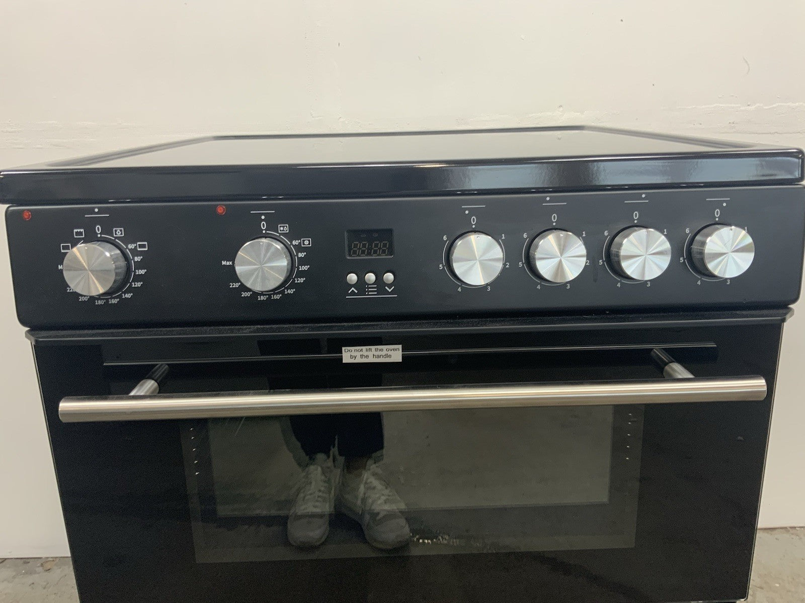 New Graded Hisense HDE3211BBUK Double Oven Electric Cooker with Ceramic Hob  K48