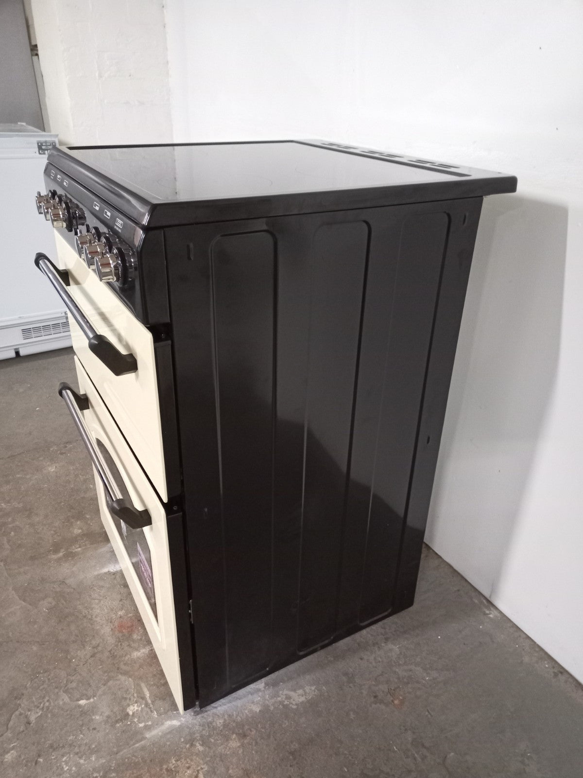 New Graded Cream Leisure CLA60CEC 60cm Electric Ceramic Cooker RRP£579 H4
