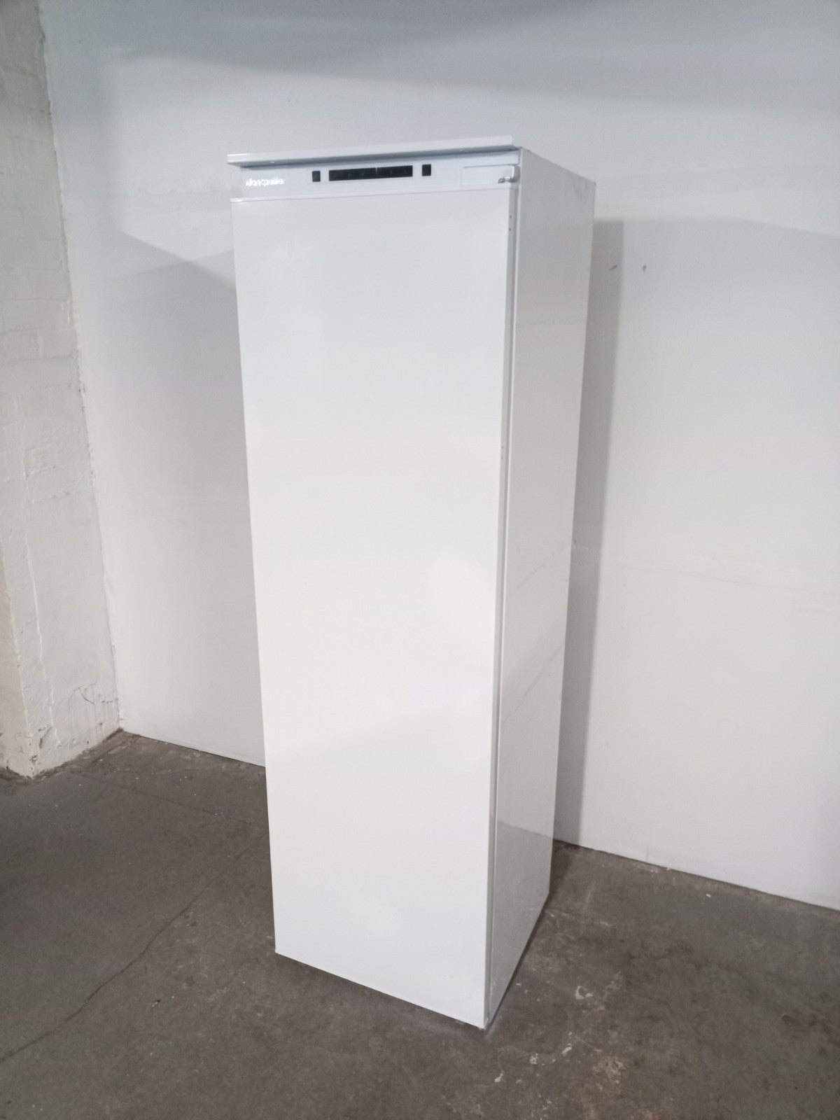New Graded Montpellier MITL320  Integrated In-Column  Larder Fridge D37