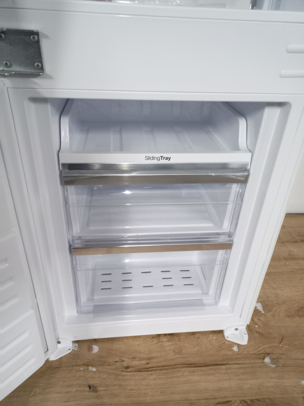 New Graded Bush BIE7030FF Integrated 70/30 Fridge Freezer RRP£399- White P70