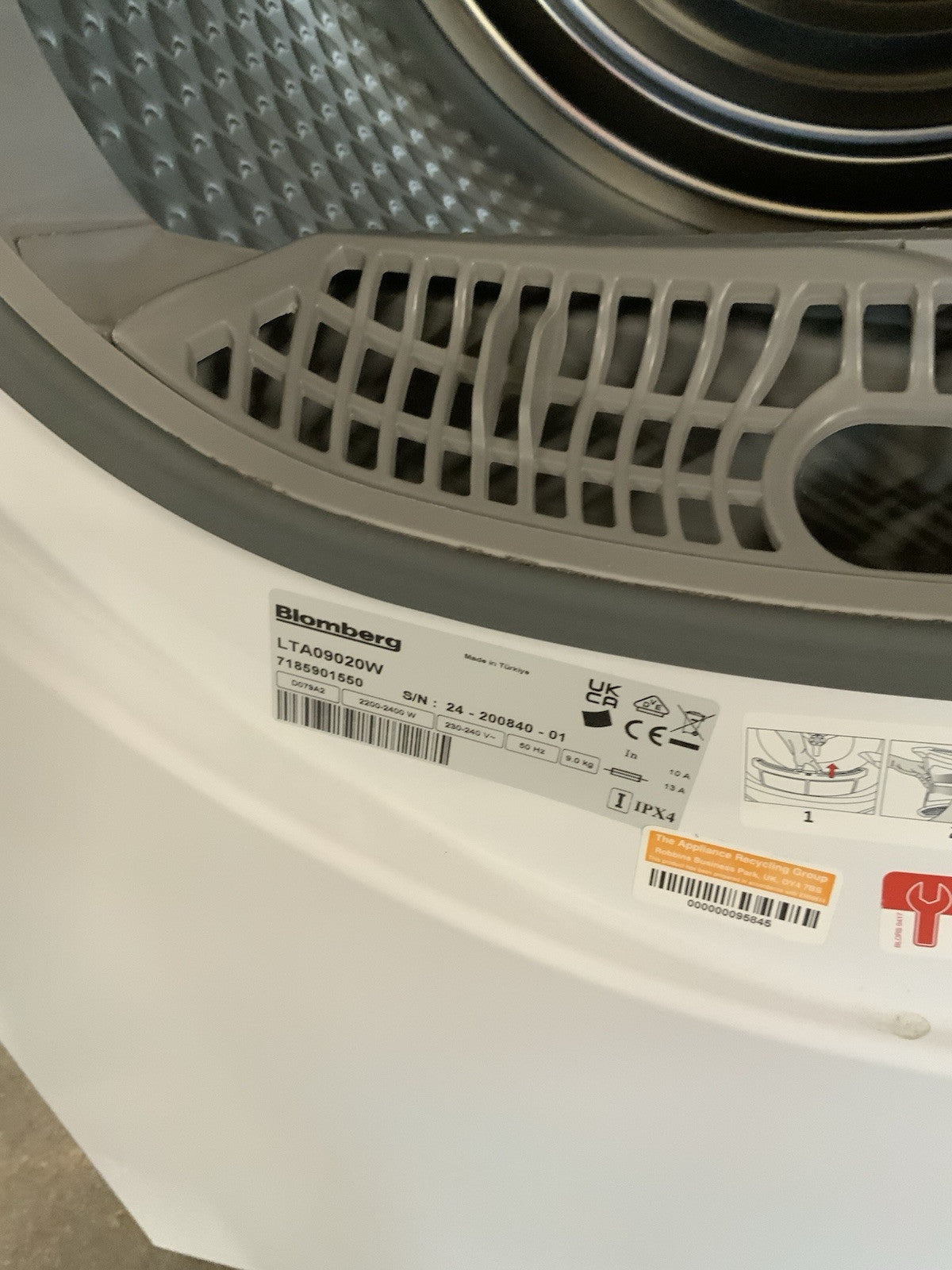 New Graded Beko LTA09020W 9kg Vented Tumble Dryer RRP £299 H14