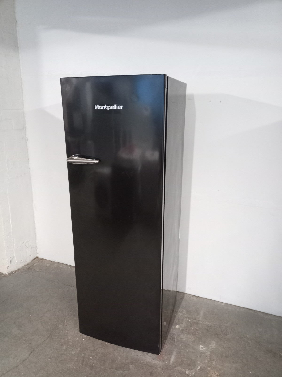 New Graded Retro Black Montpellier MAB341K Tall Fridge RRP£539  D87