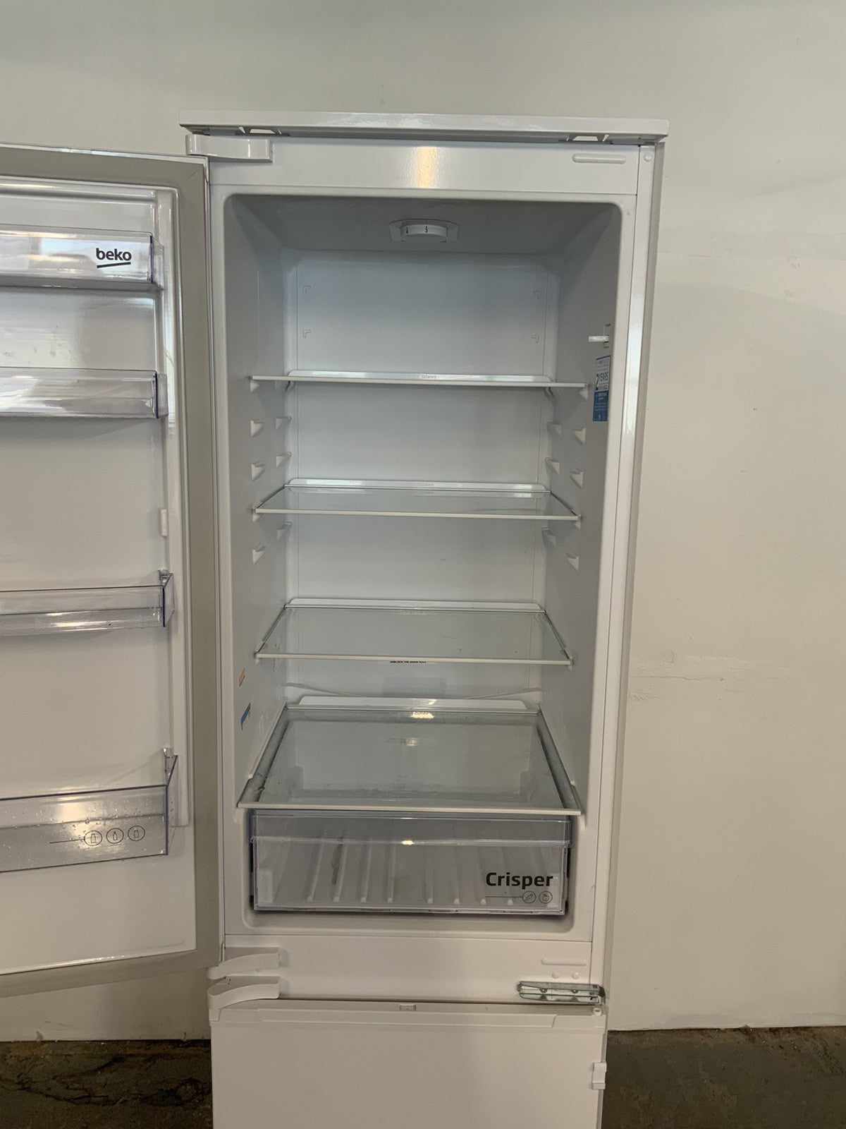 New Graded BEKO BCSD173 Integrated 70/30 Fridge Freezer RRP £379! -UK Del - F5