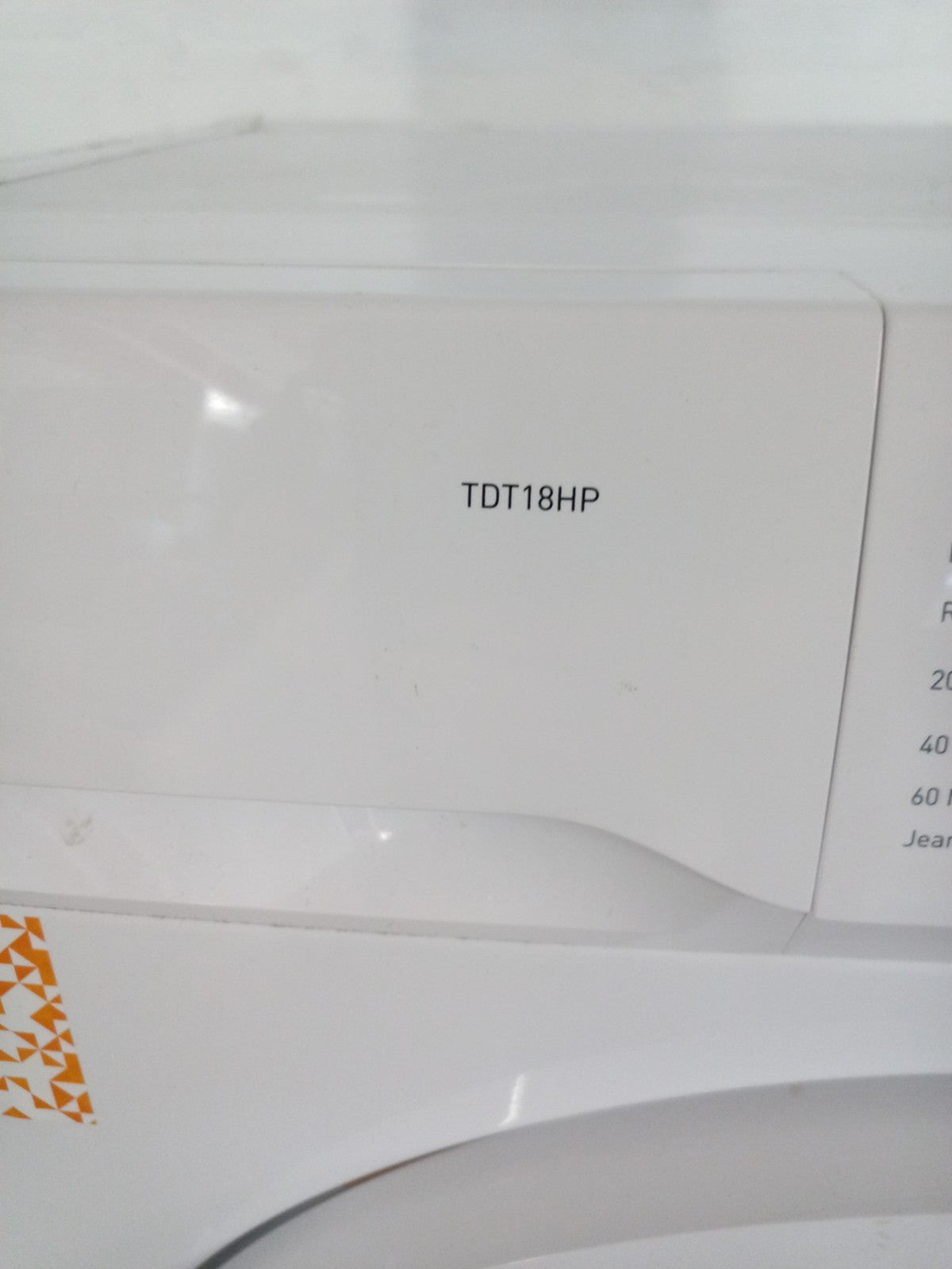 New Graded BUSH TDT18HP 8kg Heat Pump Tumble Dryer White F17