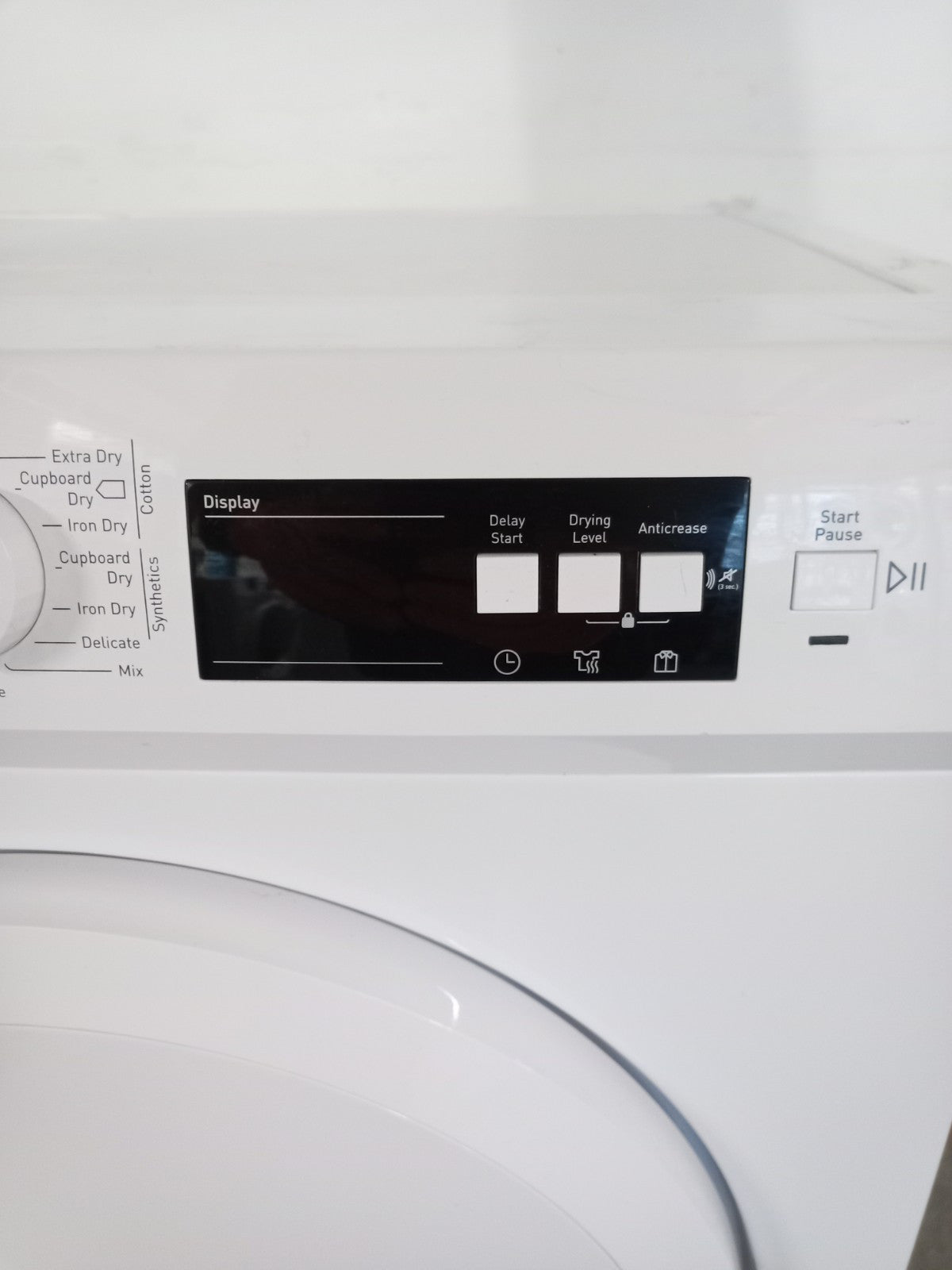 New Graded BUSH TDT18HP 8kg Heat Pump Tumble Dryer White F17