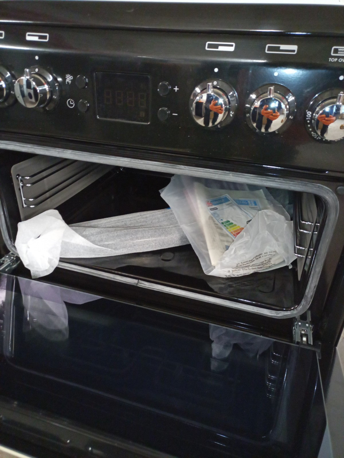 New Graded Cream Leisure CLA60CEC 60cm Electric Ceramic Cooker RRP£579 H4