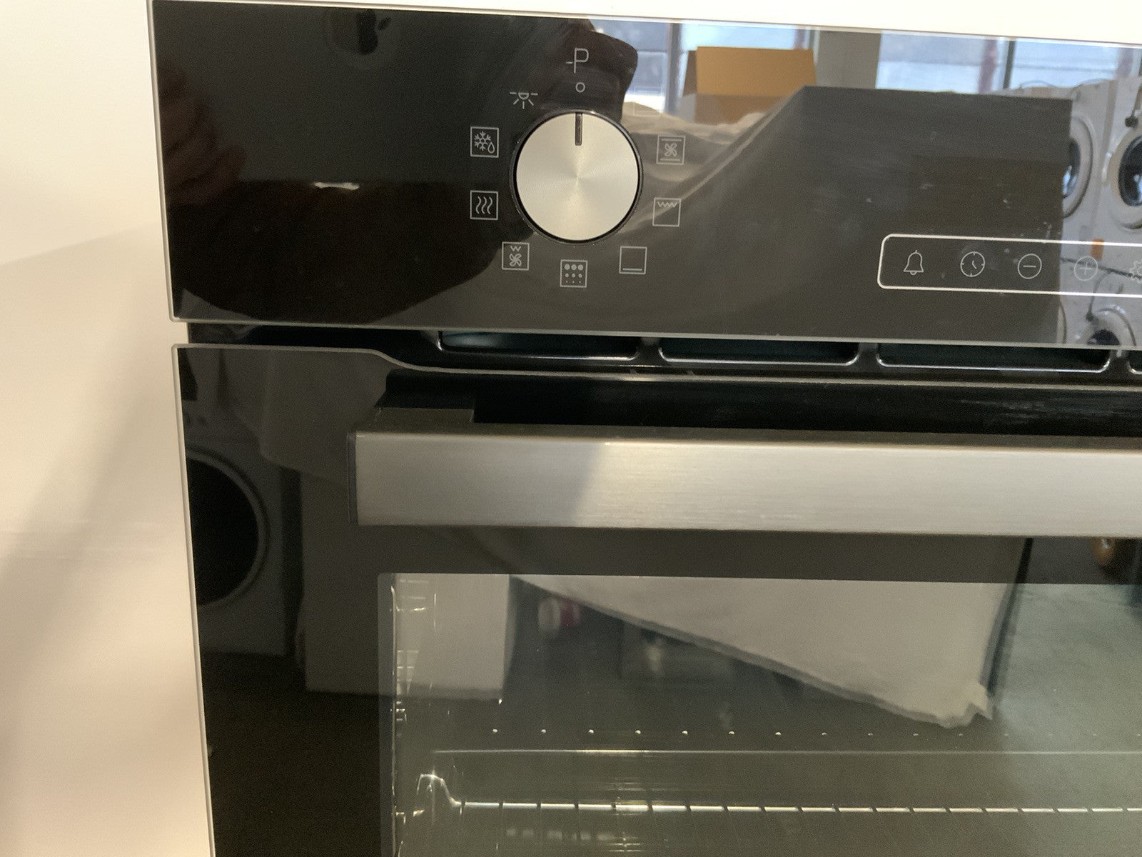 New Graded  Beko AeroChef ROEN8232BP 60cm Built In Electric Single Oven - F36