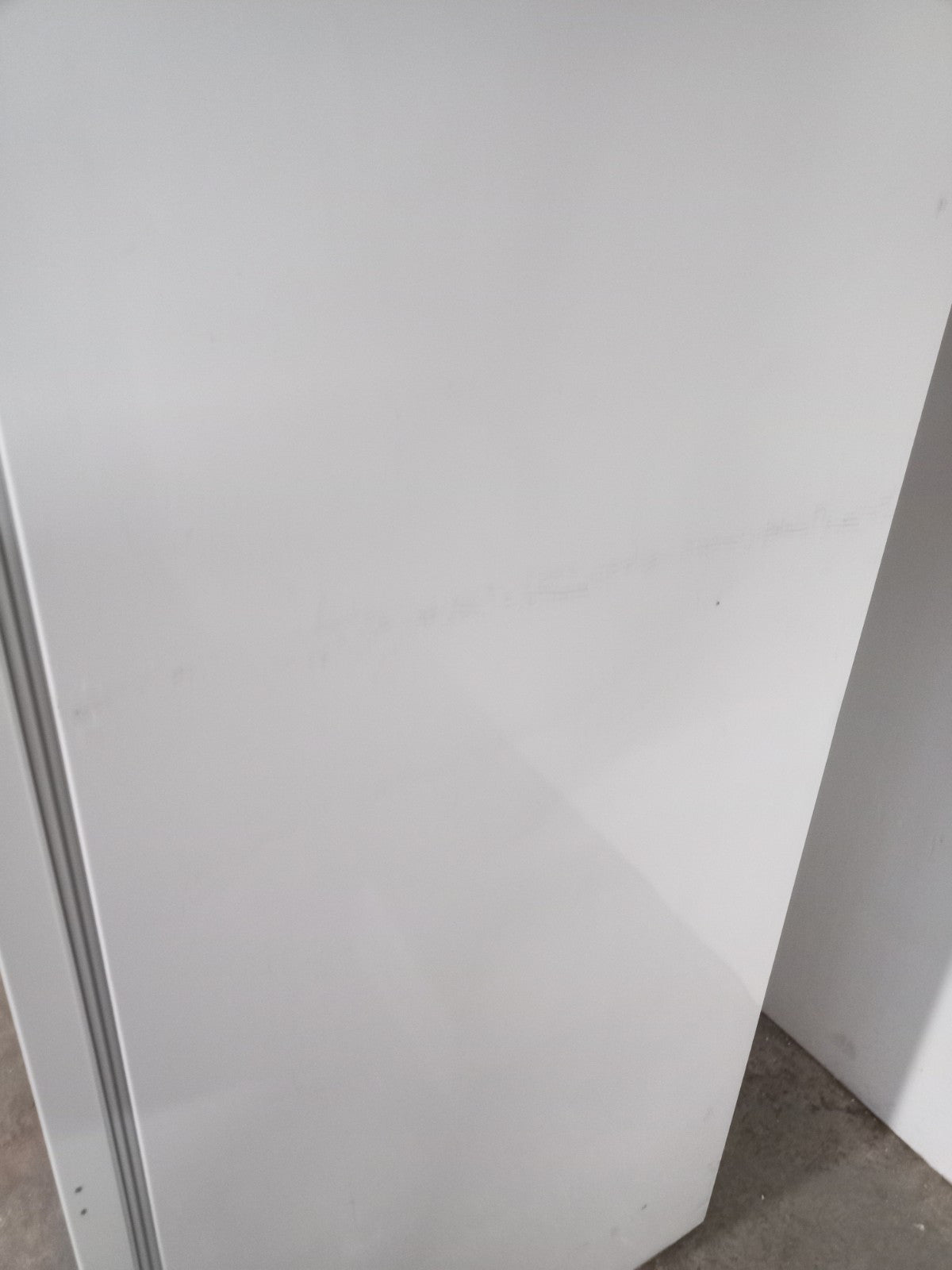 New Graded Montpellier MITL320  Integrated In-Column  Larder Fridge D37